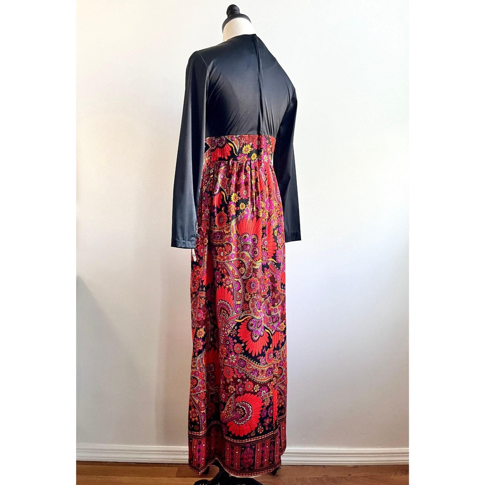 Vintage 60s Psychedelic Empire Waist Maxi Dress | Mod Floral Paisley |XS