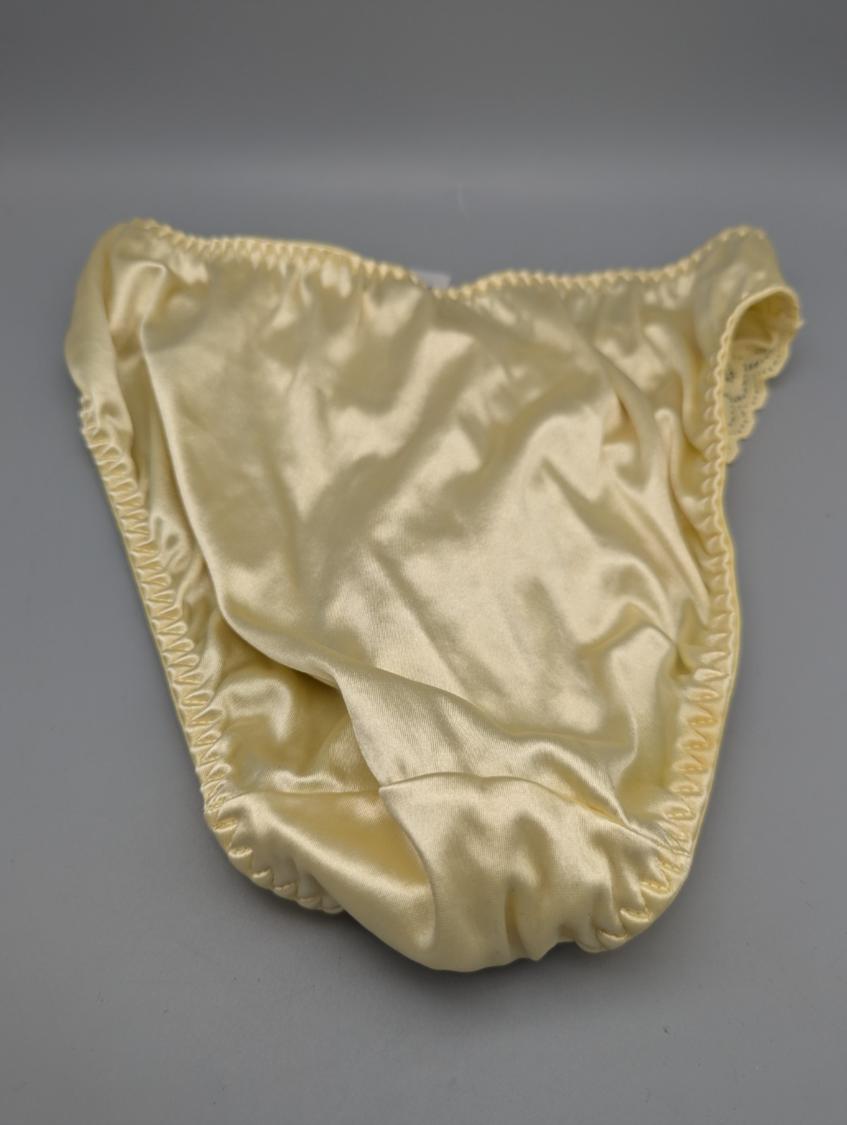 Vintage Maidenform Rendezvous Liquid Satin Lace Yellow Nylon Sissy Panty M