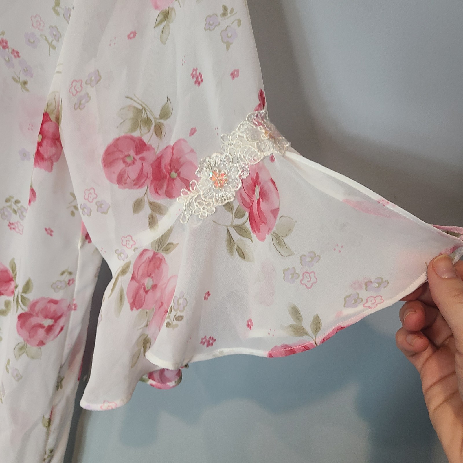 Vtg Delicate Sheer Pink Flowy Robe Size L Dreamy Chiffon Coquette Floral Flare
