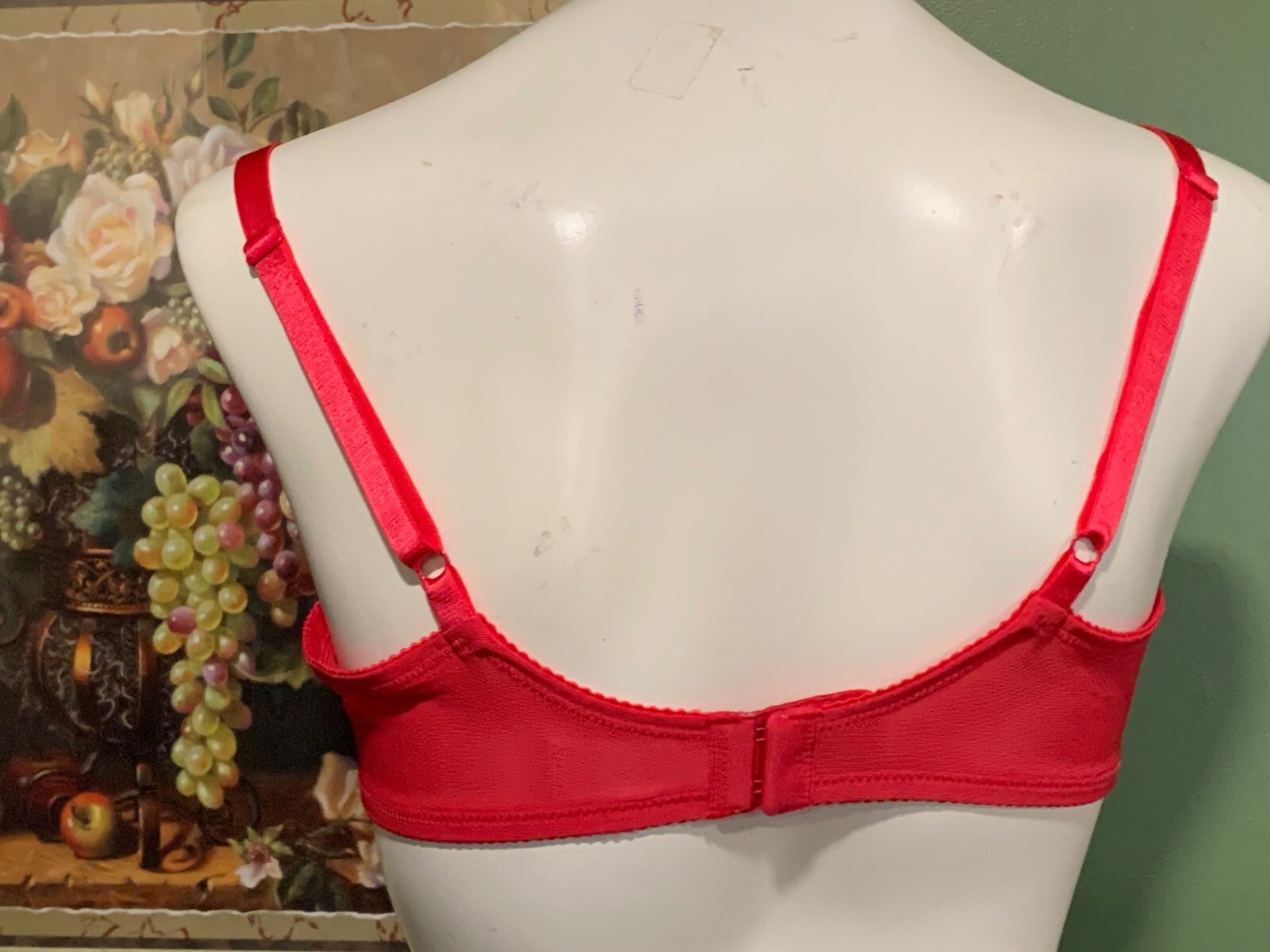VINTAGE WACOAL 85199 ~ RED ARABESQUE SEMI SHEER FULL FIGURE UNDERWIRE BRA 38C