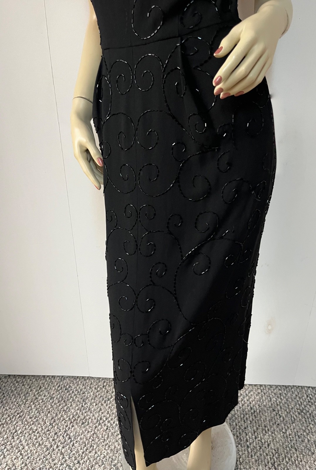 Vintage 1950s Cuffed Cleavage Black Beaded Side Zipper Cocktail Dress Bust 34