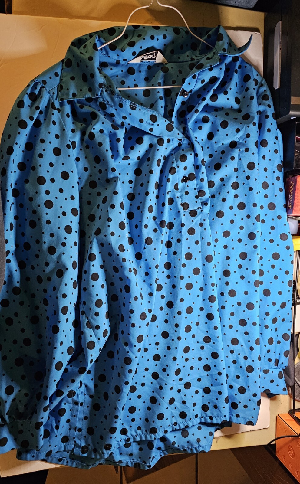 Judy Bond Blouse top Vintage 1970&rsquo;s Retro Button-down blue w/black Polka-dot