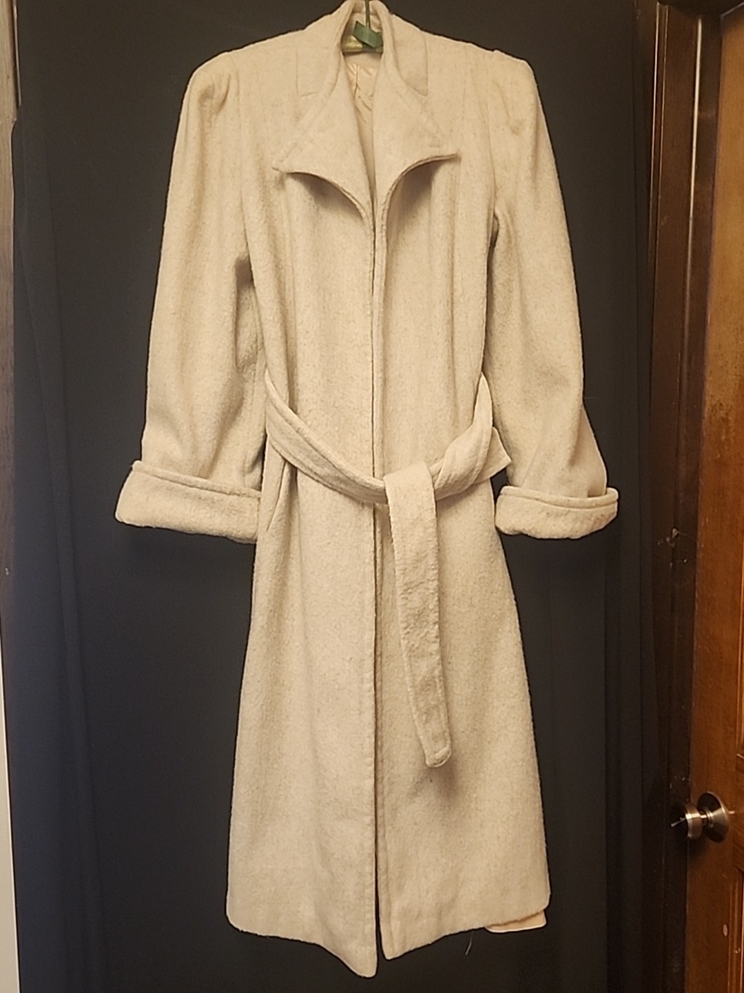 Vintage Wool Coat XS/S Cream Color Pale Pink Satin Linning Belt Closer Women&rsquo;s
