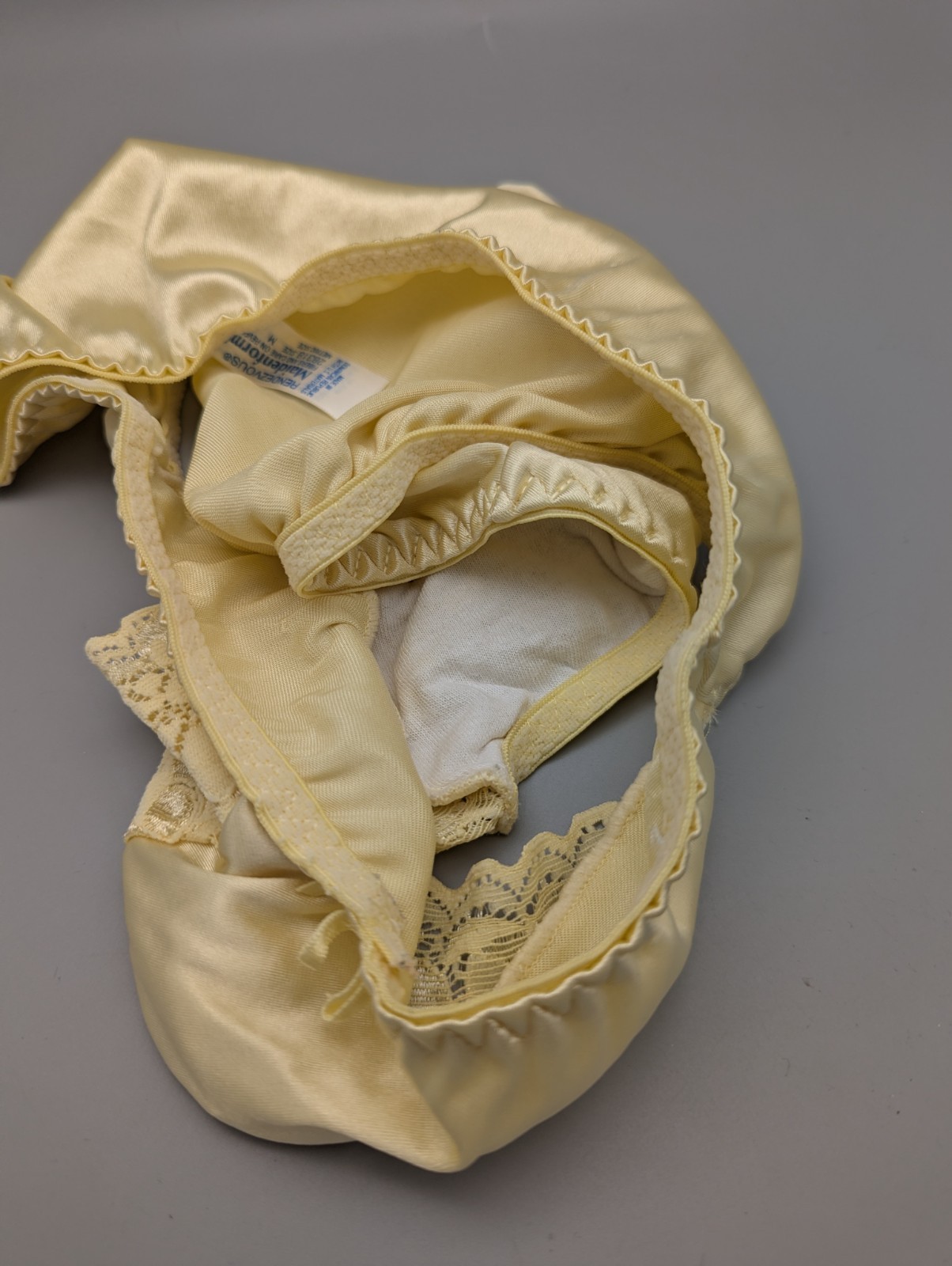Vintage Maidenform Rendezvous Liquid Satin Lace Yellow Nylon Sissy Panty M