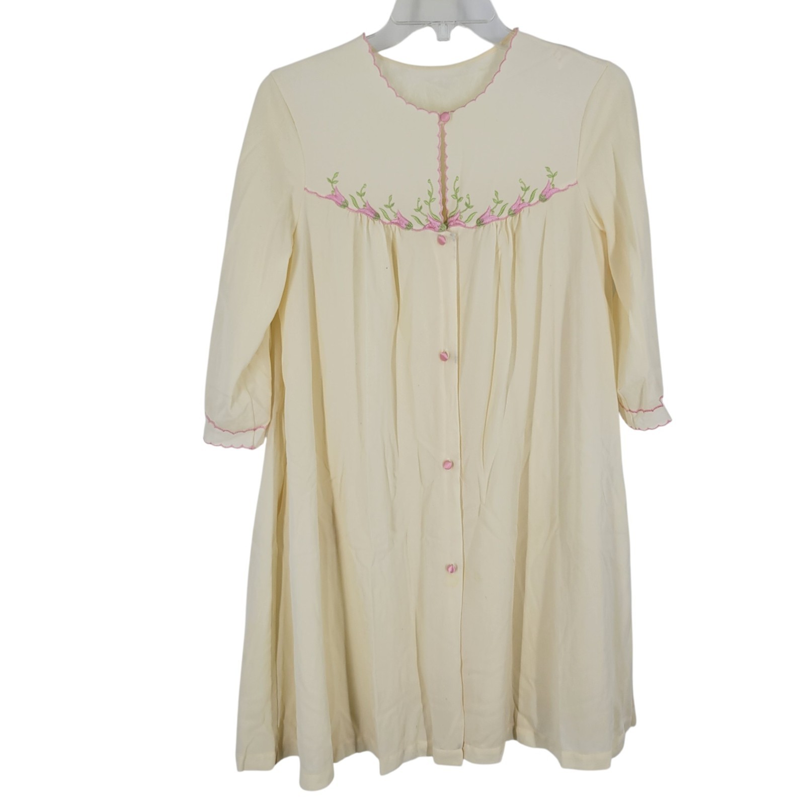 VTG Yellow Embroidered Button up Nightgown Cottagecore romantic prairie coquette