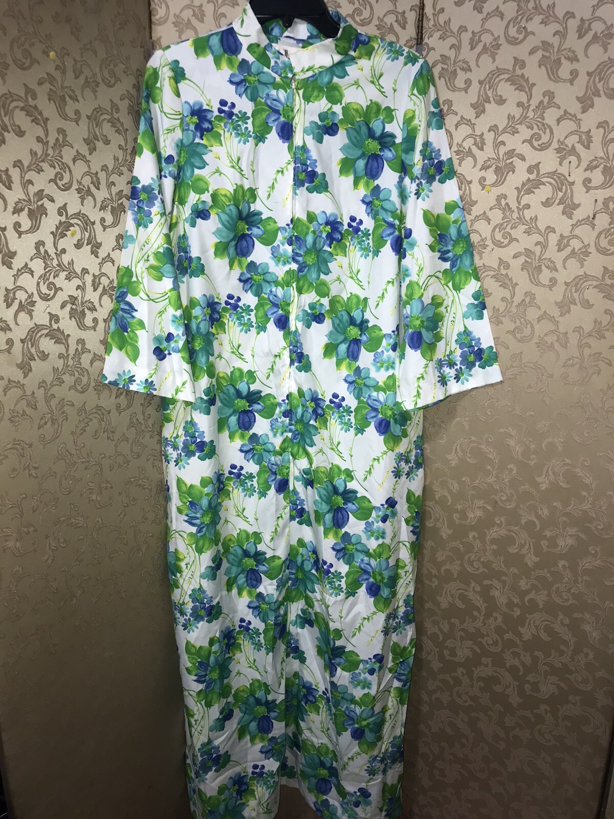 24 HR SALE! David Brown California VTG Floral Caftan House Dress Size M
