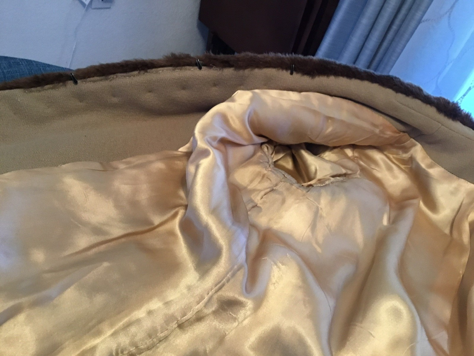 Women&rsquo;s M/P Vintage Wool, Mid Length Coat w/Sheared Beaver Collar,Satin Lining
