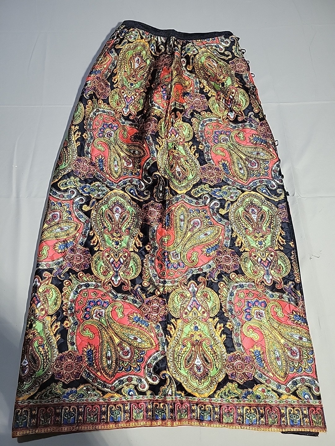 Vintage 1970&rsquo;s Nu Mode Hippie Boho Print Long Maxi skirt