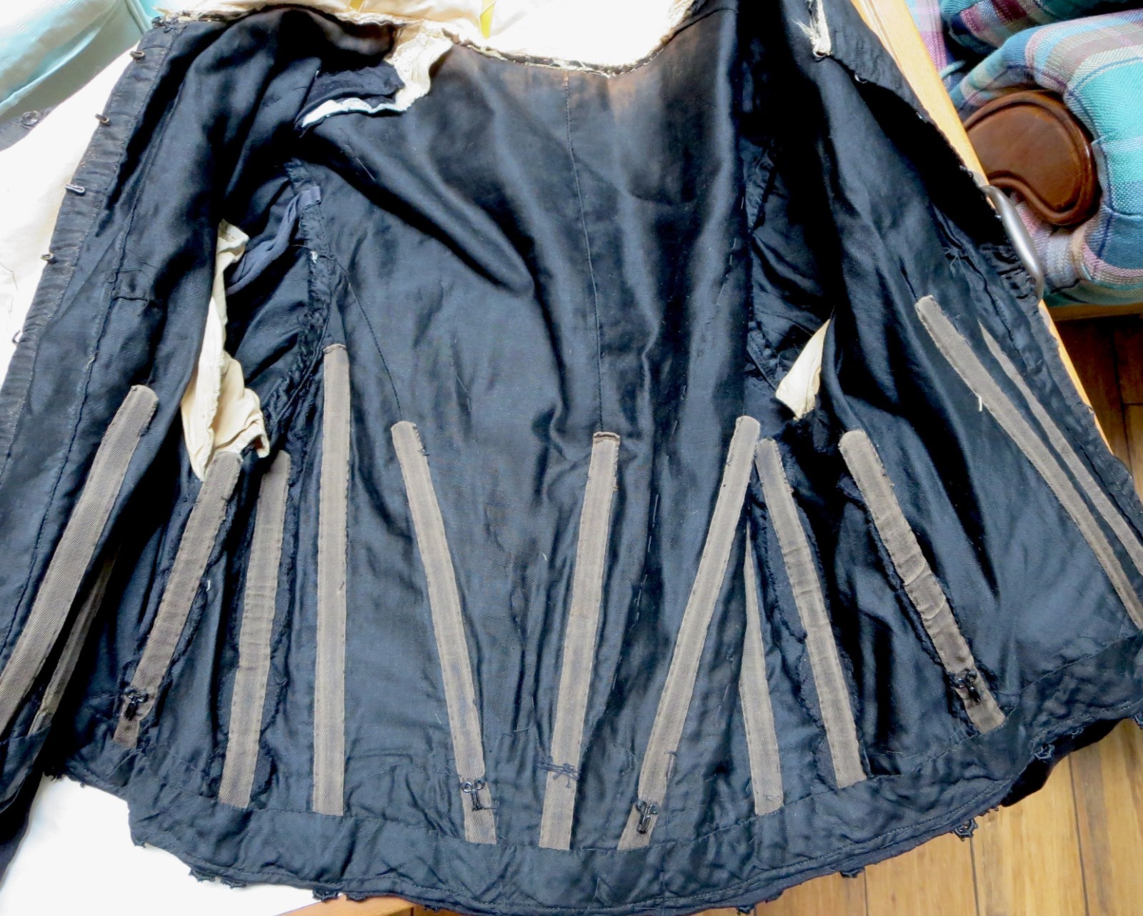 1880s Black Silk Bodice Beading Details & Lace High Neck Interior Corset 32 Bust