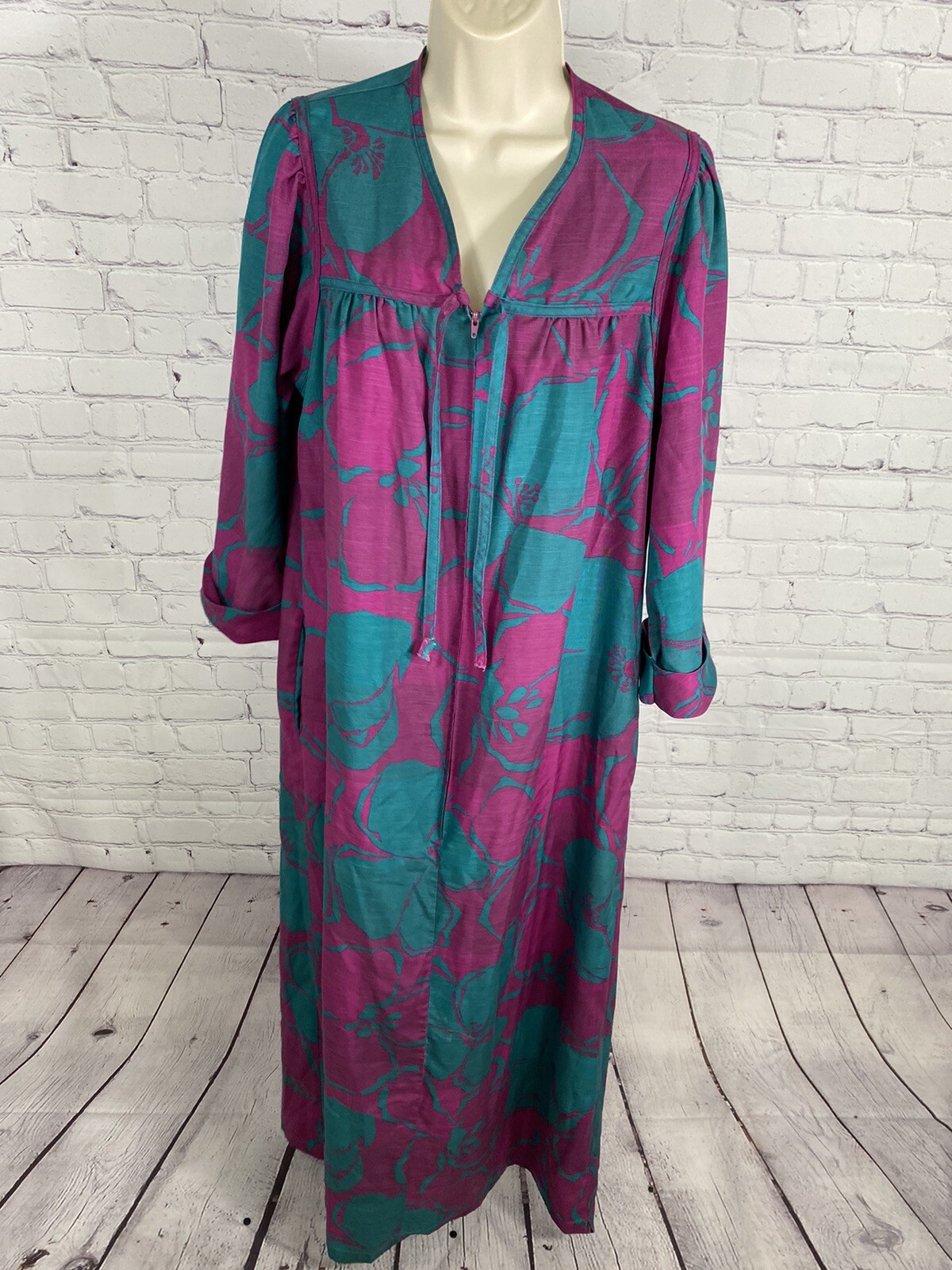 VTG Kayser Blue Purple Front Zip 3/4 Sleeve Pleated Long House Dress Women’s S