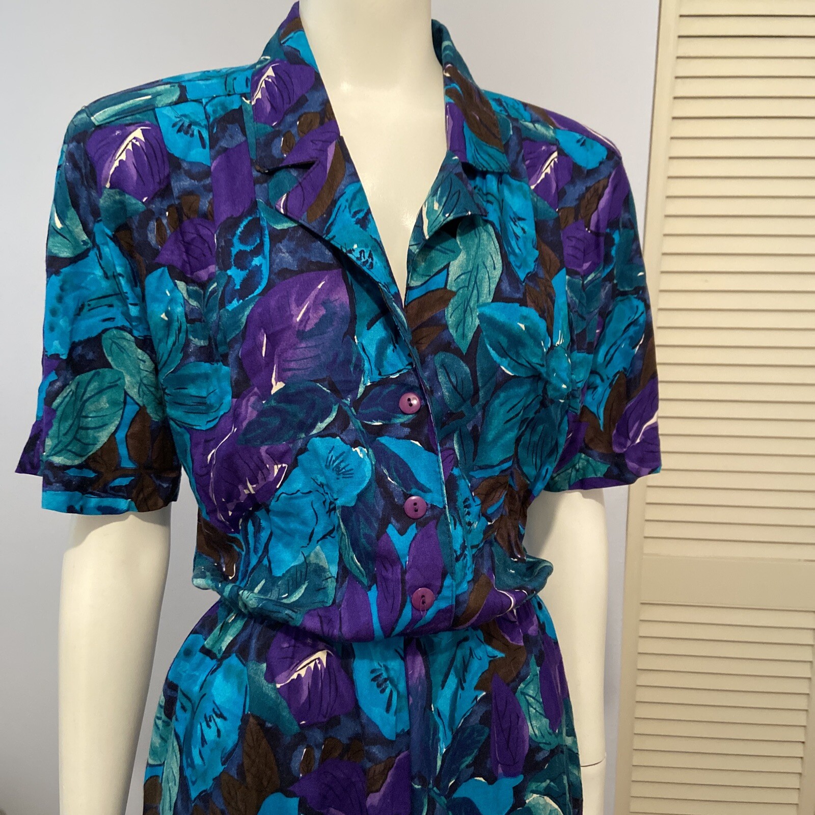 Vtg Jessica Howard Dress Big Flowers Leafs in Greens & Purples Pockets Size 8