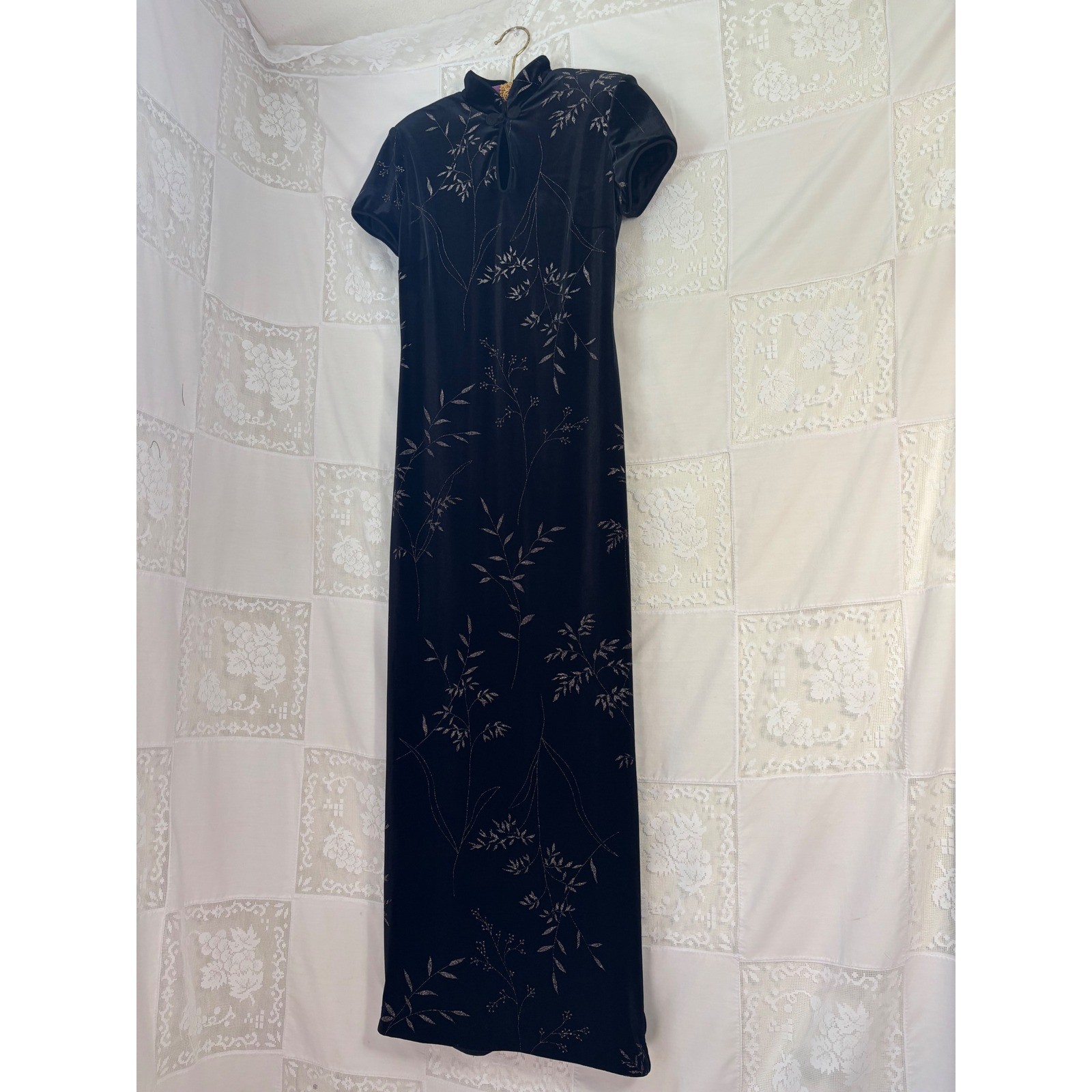VTG Black Velvet Metallic Threaded Floral Maxi Cheongsam Dress Size S-M