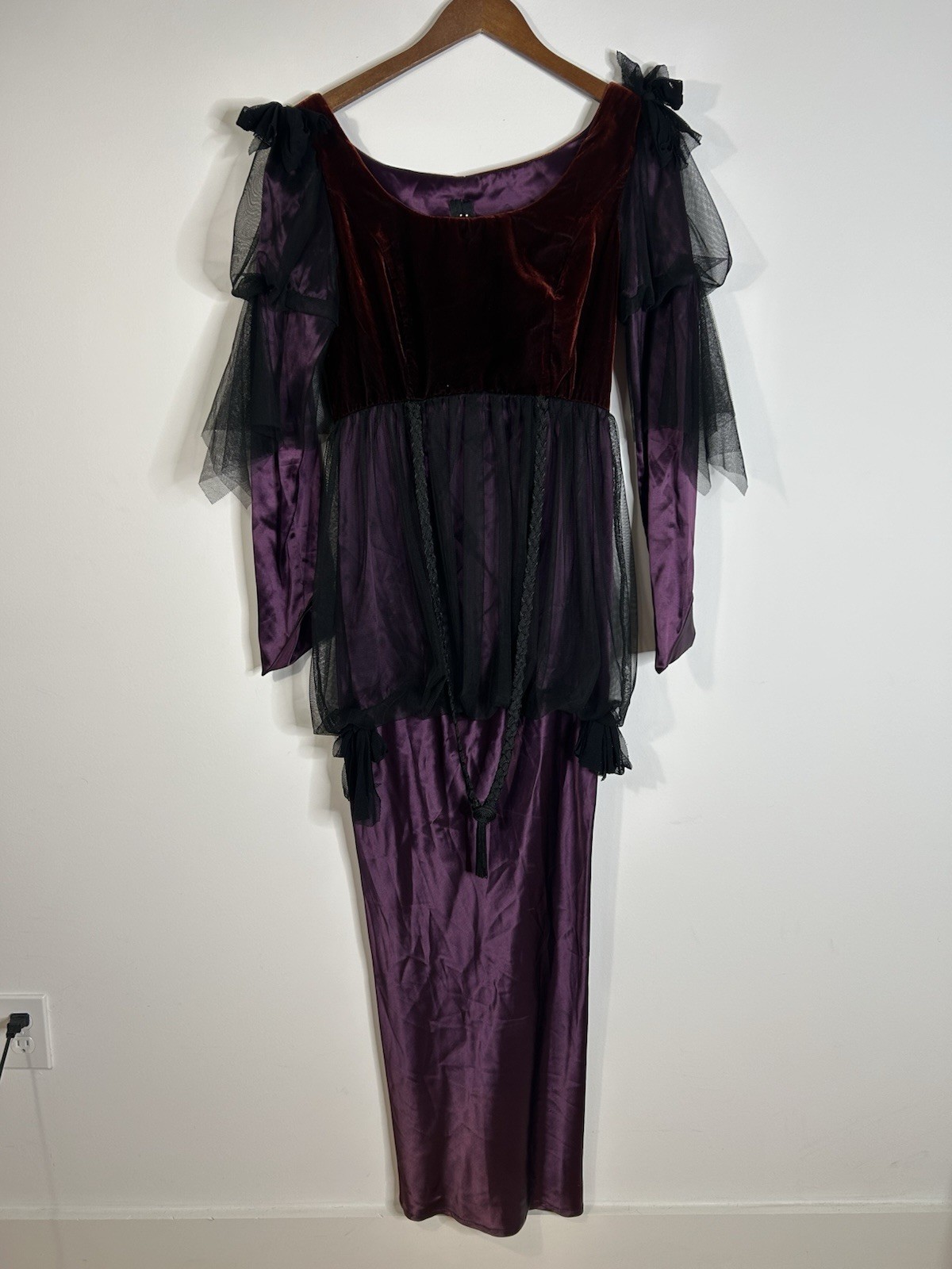 Vintage 1990’s Cookie Puss Dress Women’s Purple Velvet Gothic Goth Vampire Gown