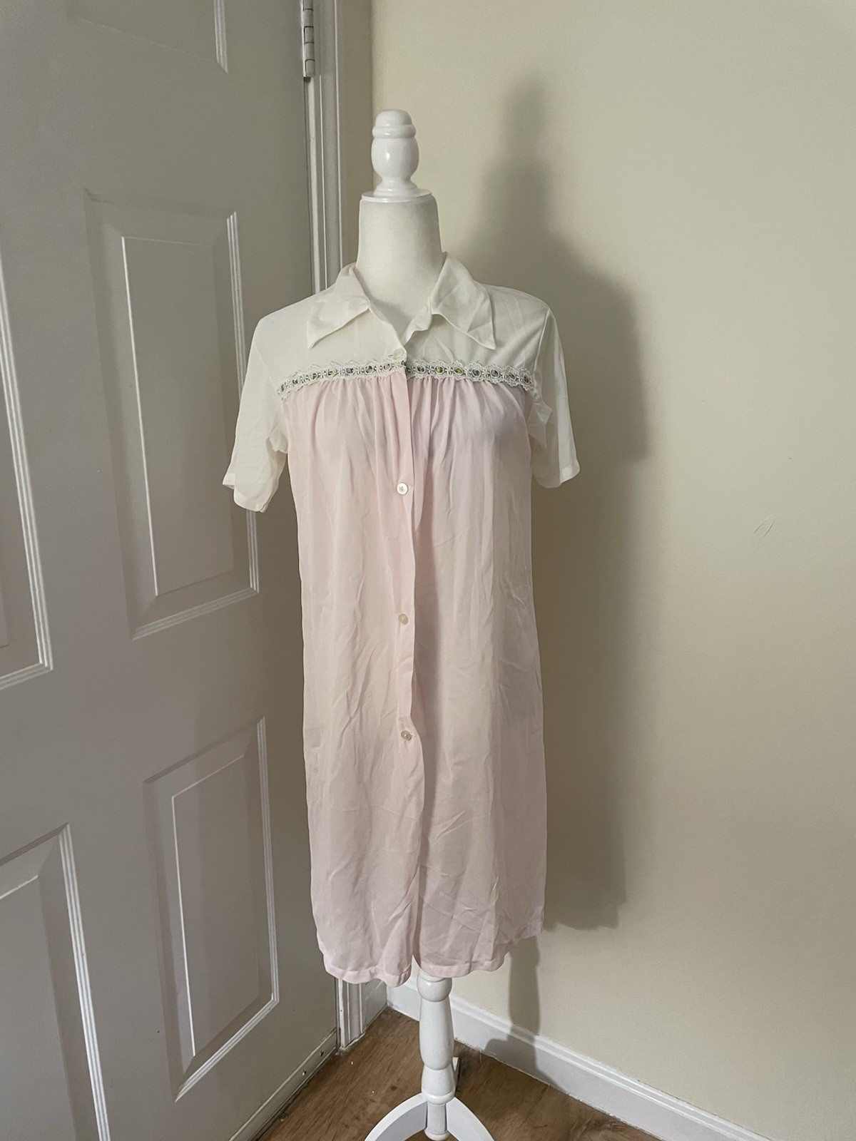 Philmaid Vintage 1960’s Short Nylon Robe Size S