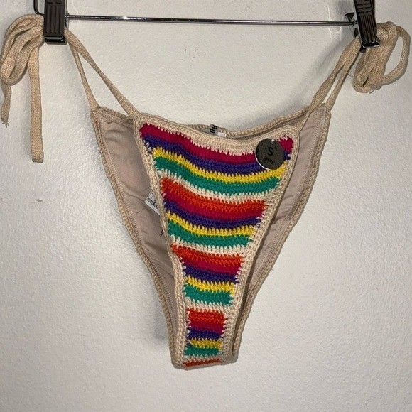Forever 21 Y2K colorful crochet string bikini swim bottoms size small boho cute