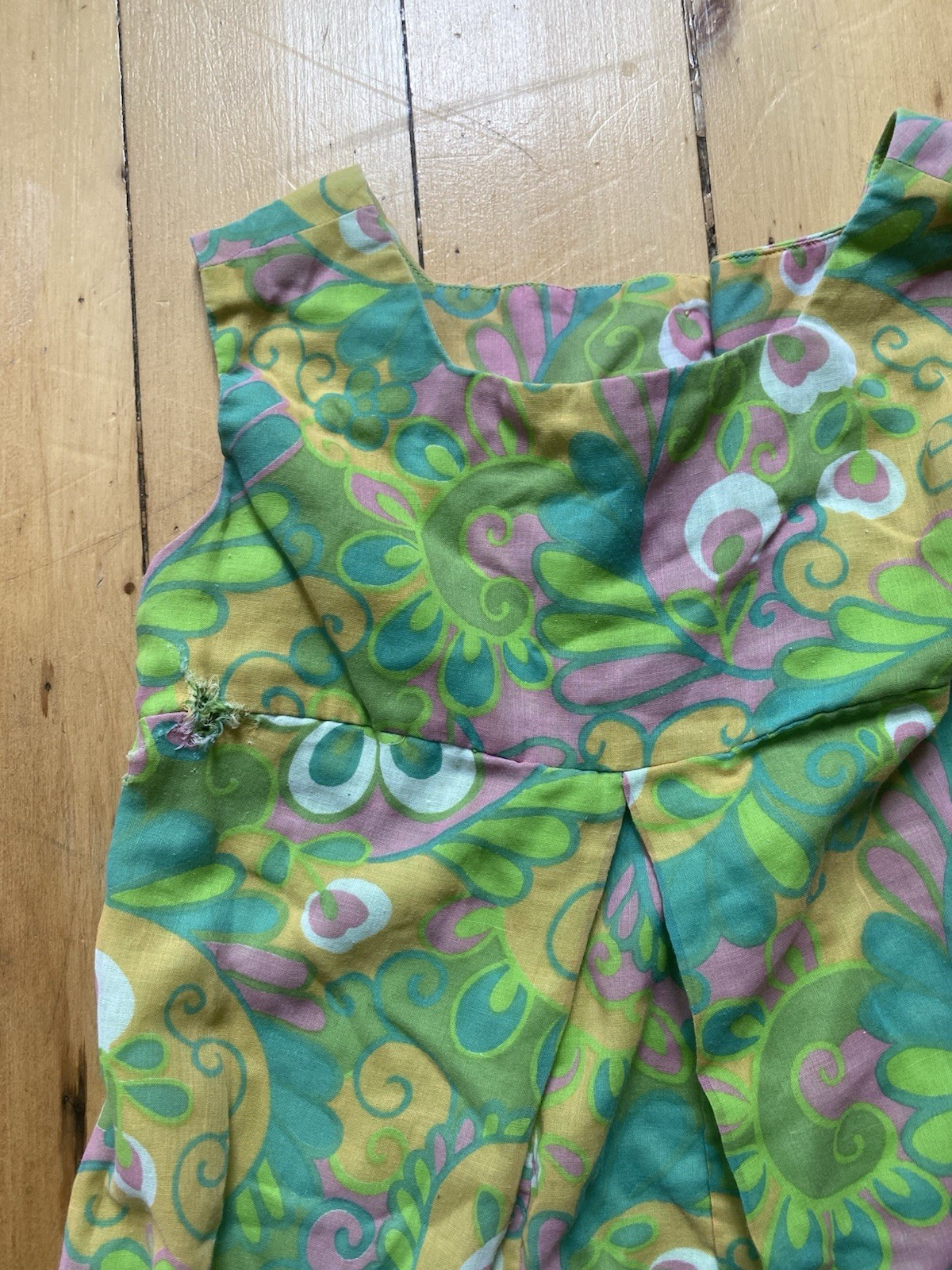 Vintage 60s 70s Juniorite Mod Psychedelic Mini Dress Green Pink Sleeveless Sz S