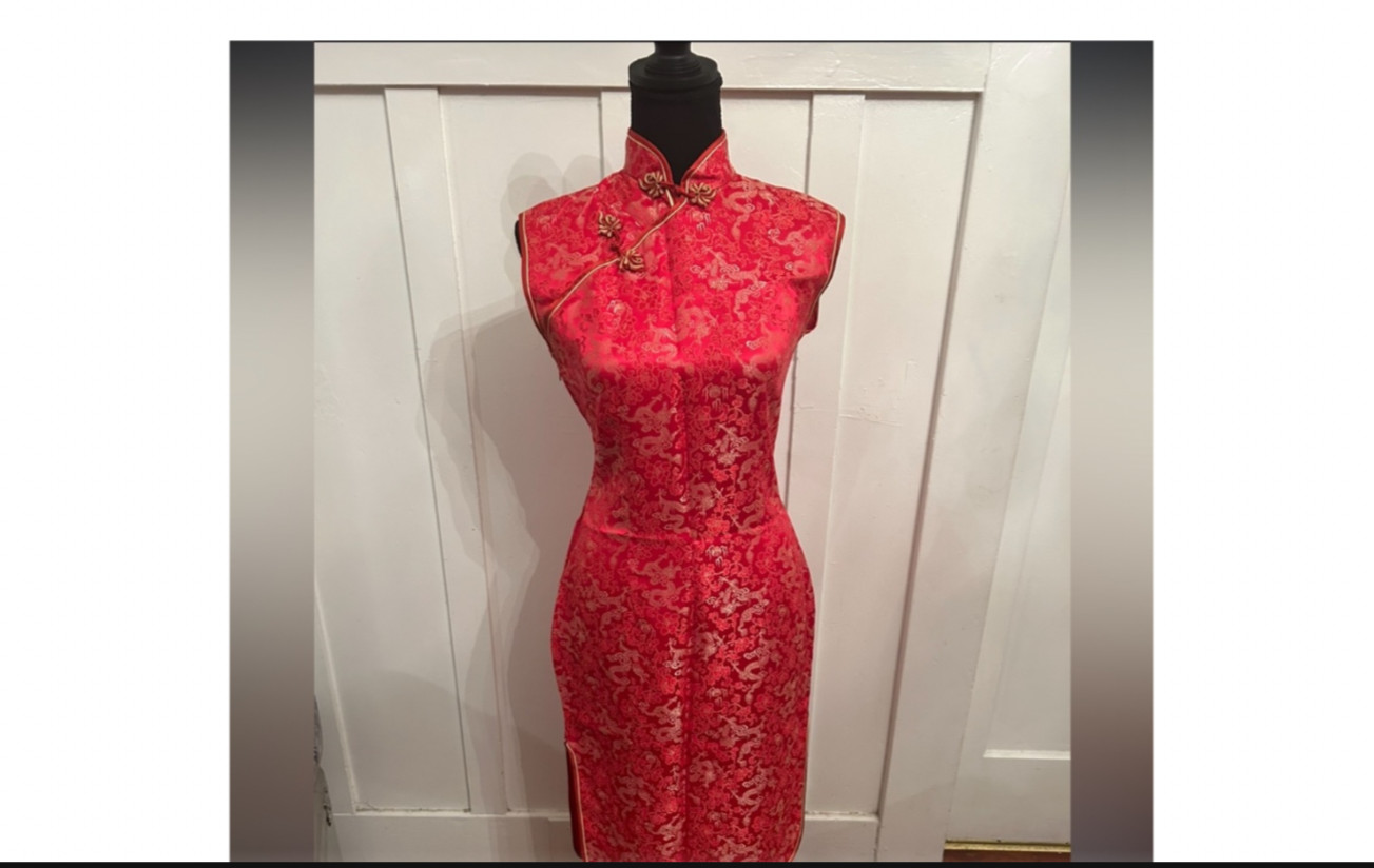Gorgeous Artsy Vintage 1950s Red & Gold Brocade Chinese Cheongsam Qipao Dress