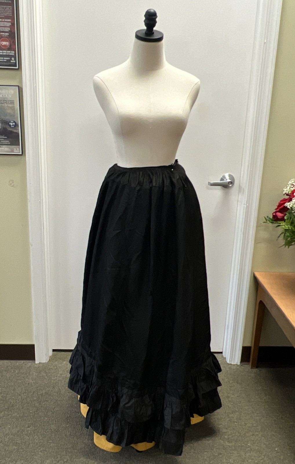 Beautiful Original Edwardian Pattern Black Polished Cotton Petticoat, SZ 26&Prime;-28&Prime;