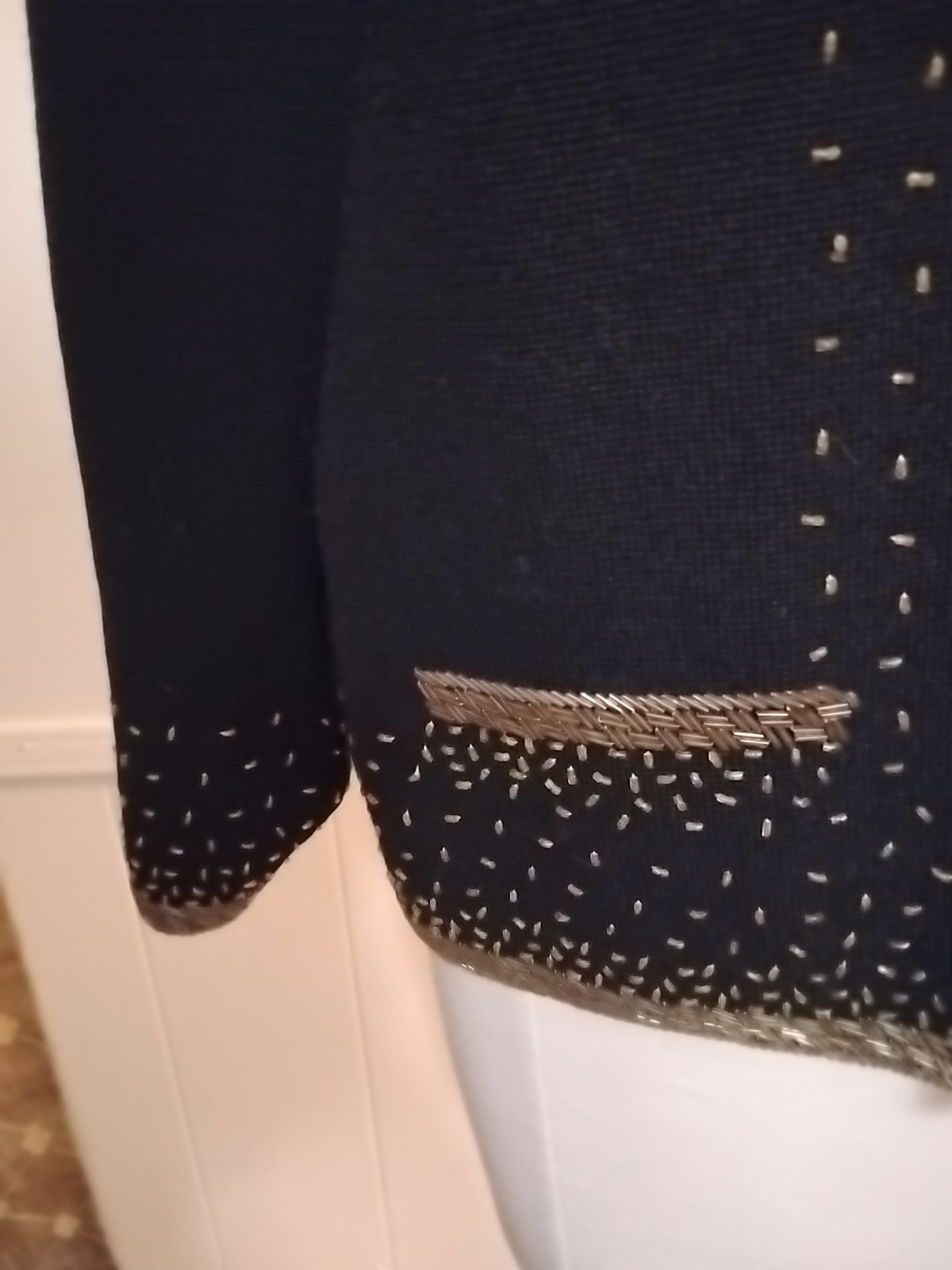 Diamonte 100% Wool Silk Lining 1950s Beaded Cardigan Sweater Black And Gold L