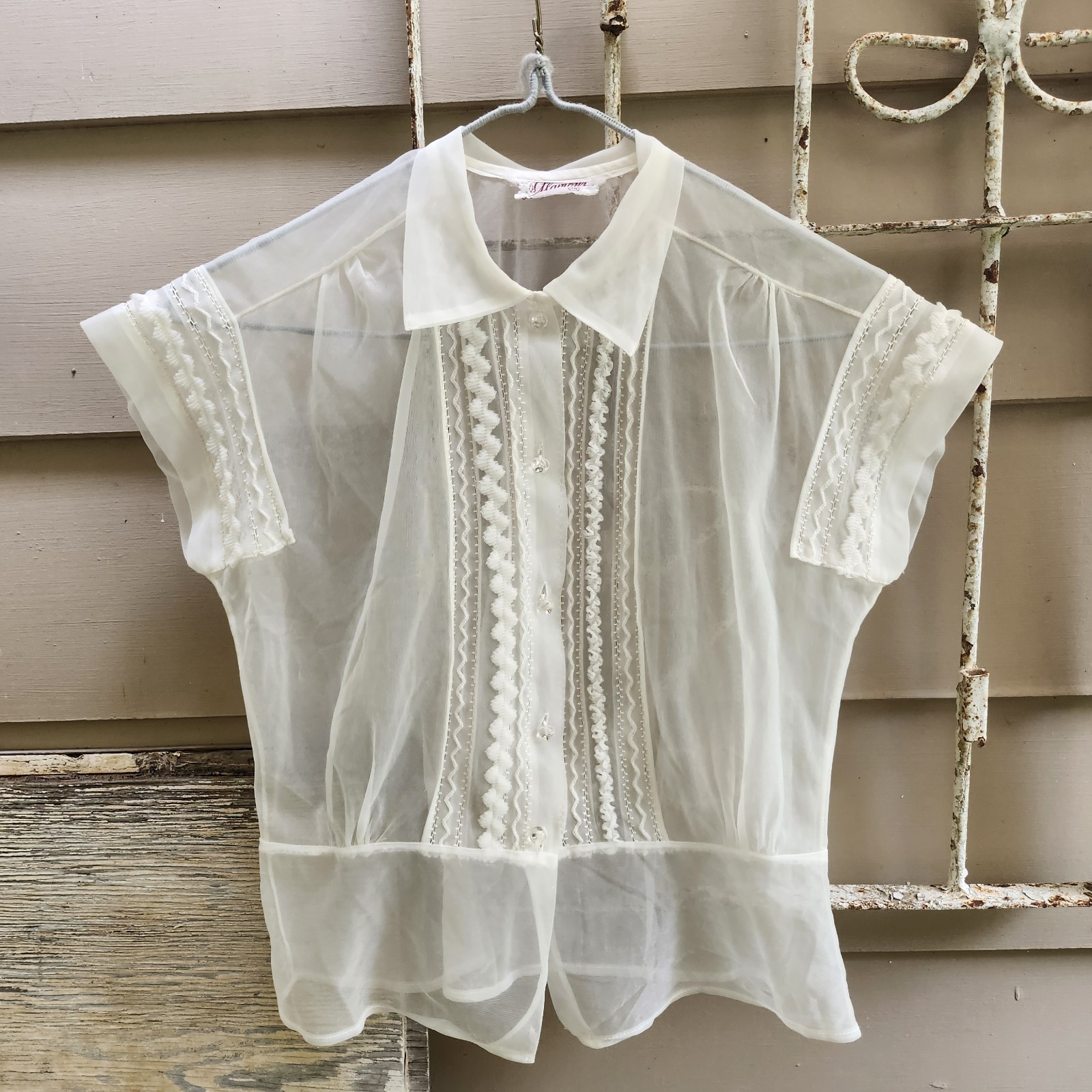 Vtg 50s Womens Sheer Blouse W/ Decorative Design Front & Sleeve Area 36 Ivory