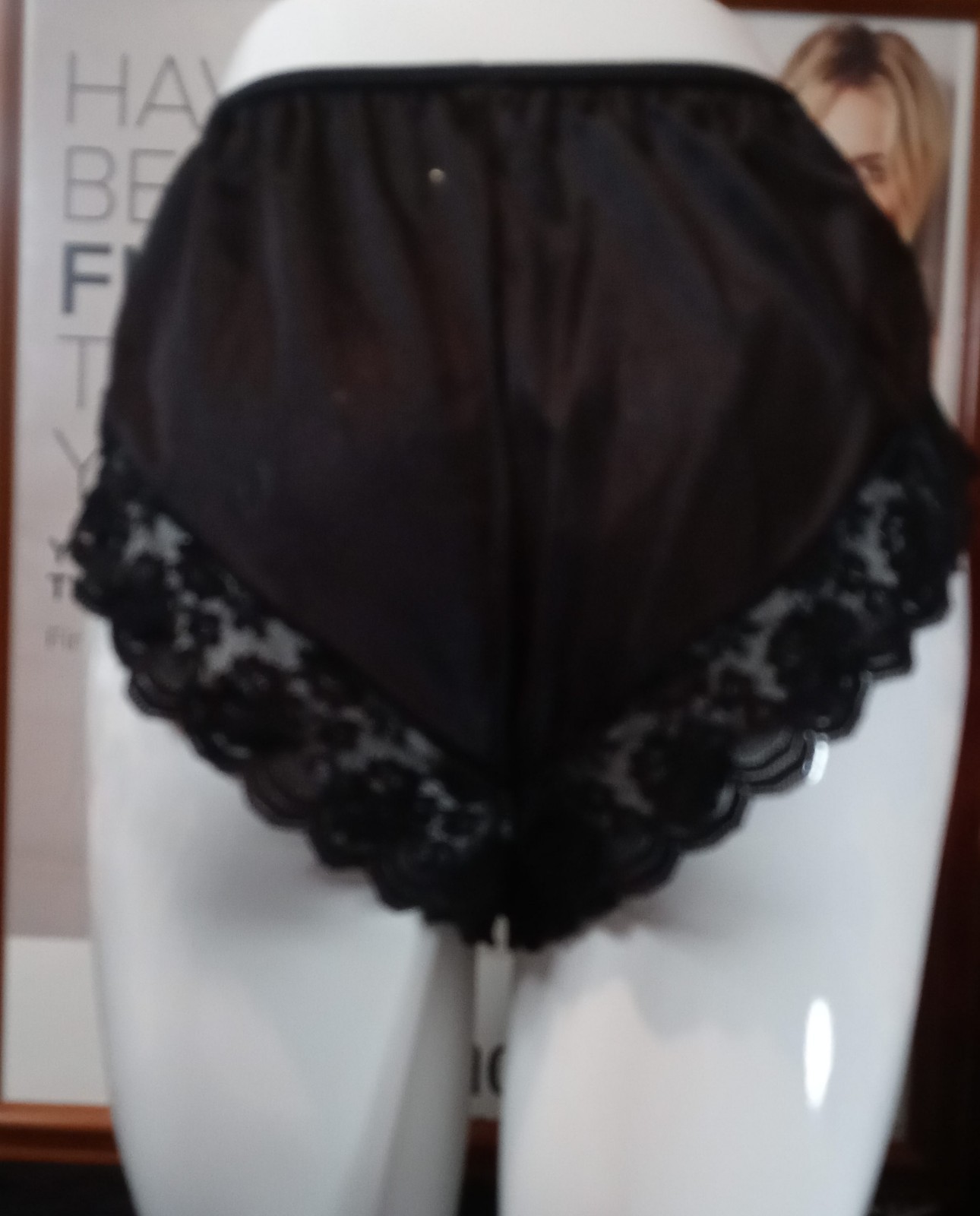 Vintage Maidenform Chantilly Panties Black Lace Trim Women&rsquo;s Size 6 Underwear