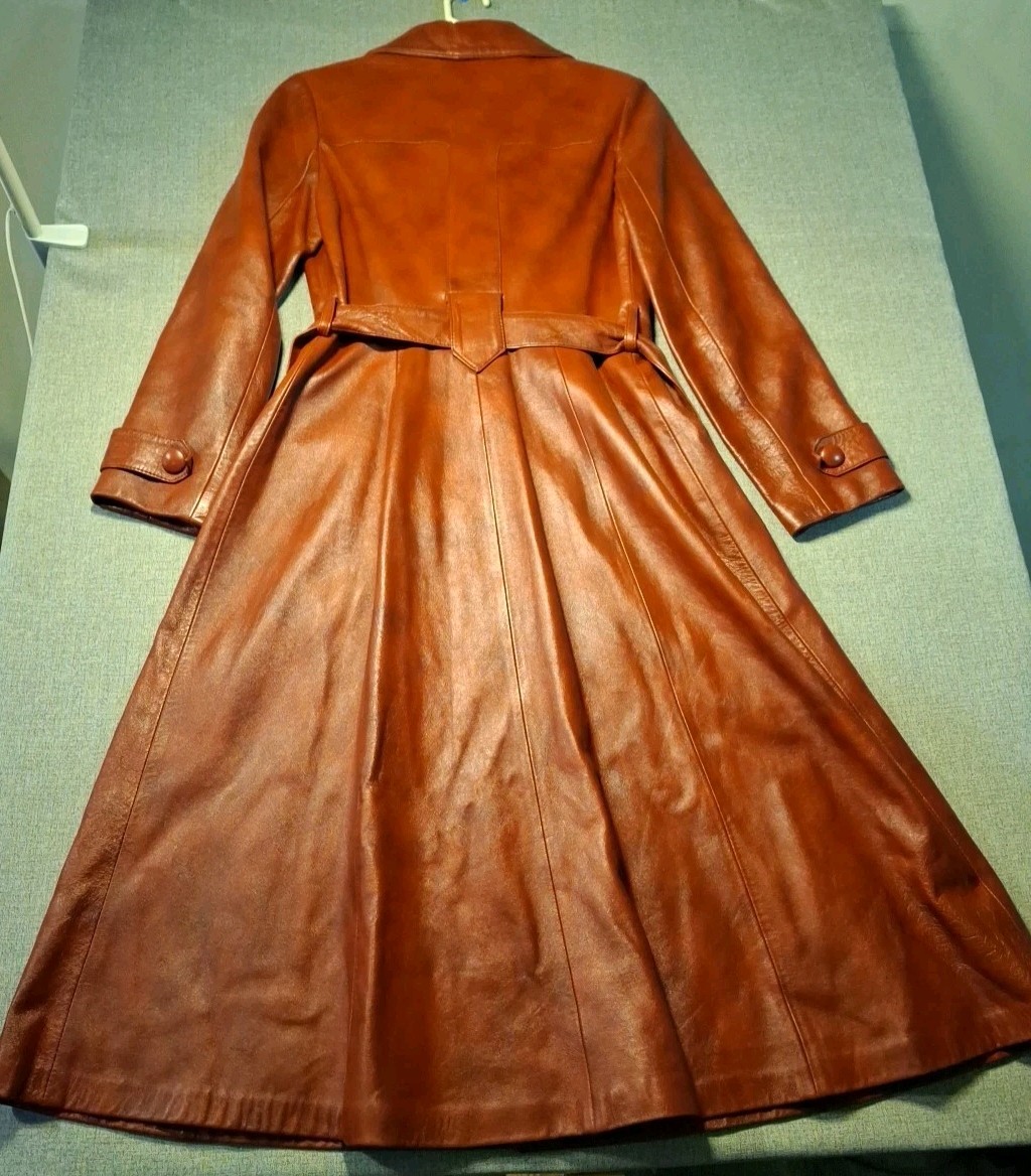 Vintage Ami Leather Ltd Fitted Lined Women&rsquo;s Flared Trench Coat BURGUNDY Sz 10