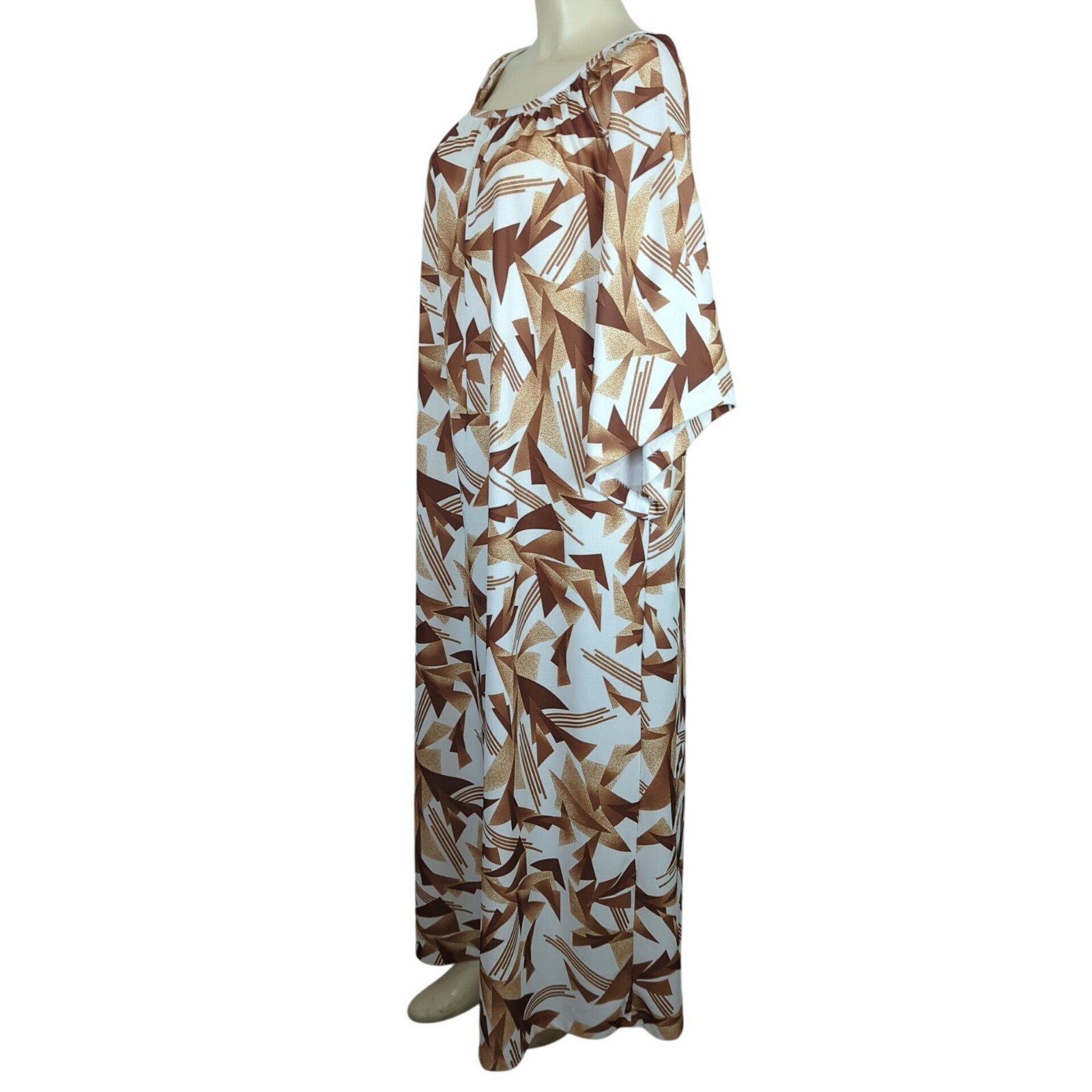 Vintage bat sleeve brown white geometric Comfy pockets oversized Muumuu dress S