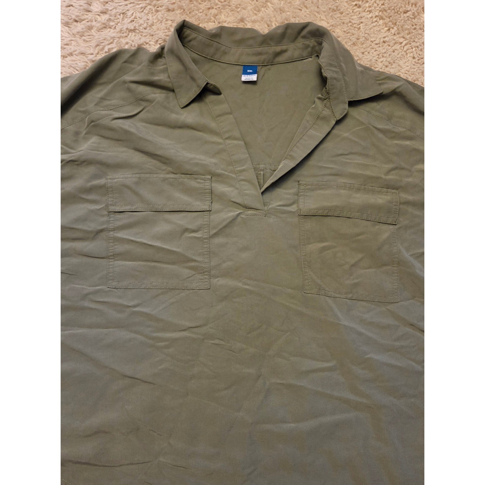 Old Navy Loose Fitted V-Neck Blouse Women&rsquo;s Size XXL Green
