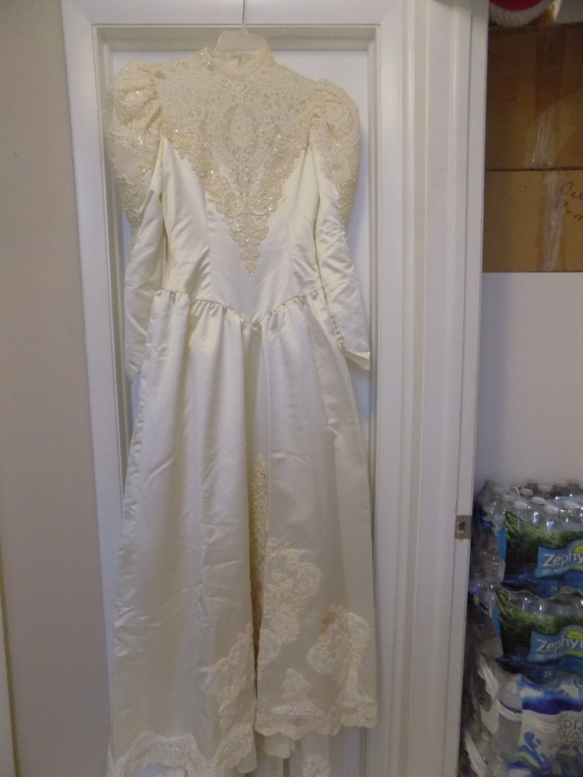 Vintage Demetrios For IIisa Size 12 Wedding Gown See All Photos & Description