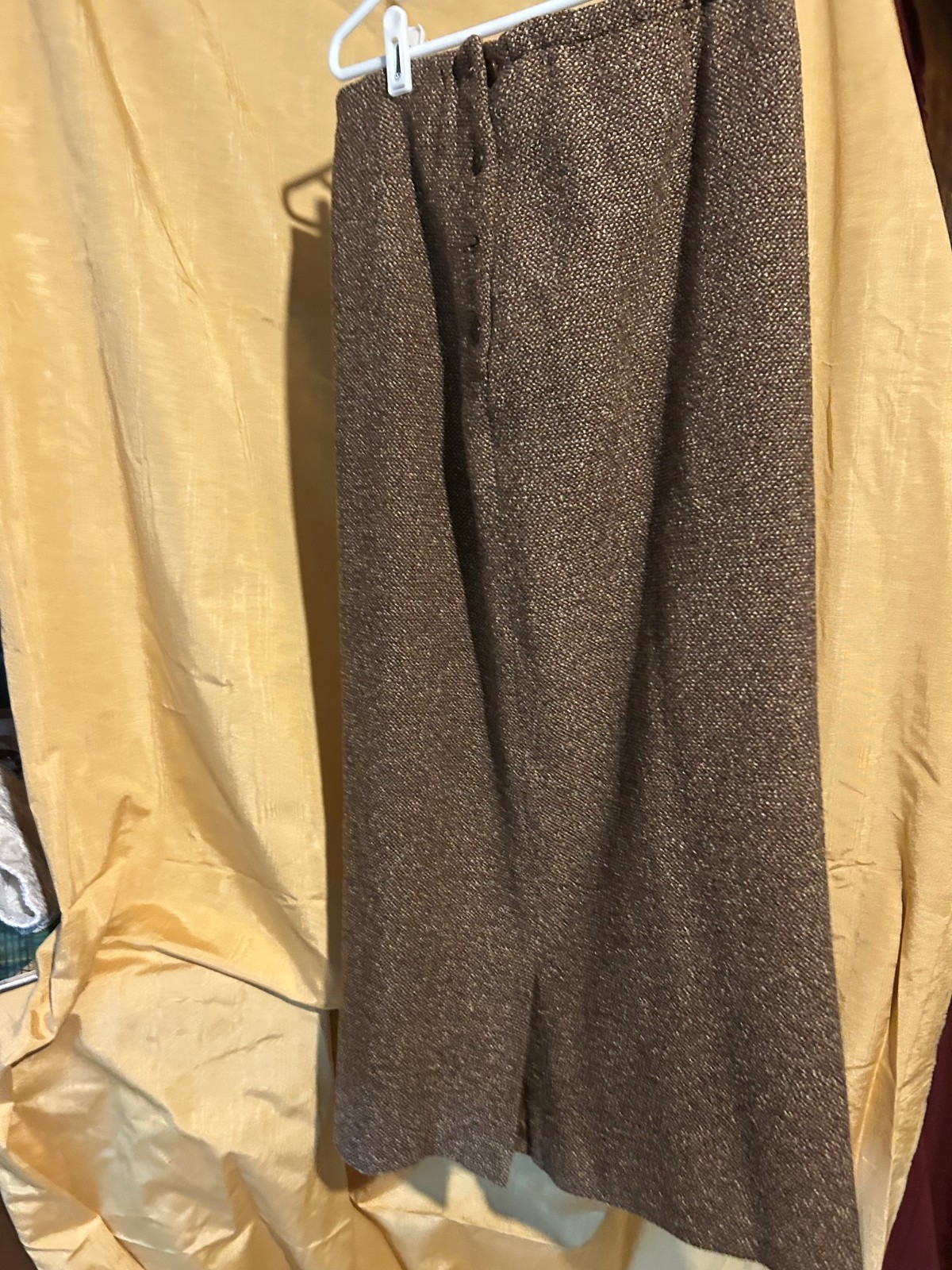 Vintage Orvis woman&rsquo;s Tweed Suit brown sz S shoulder 13in skirt lengt