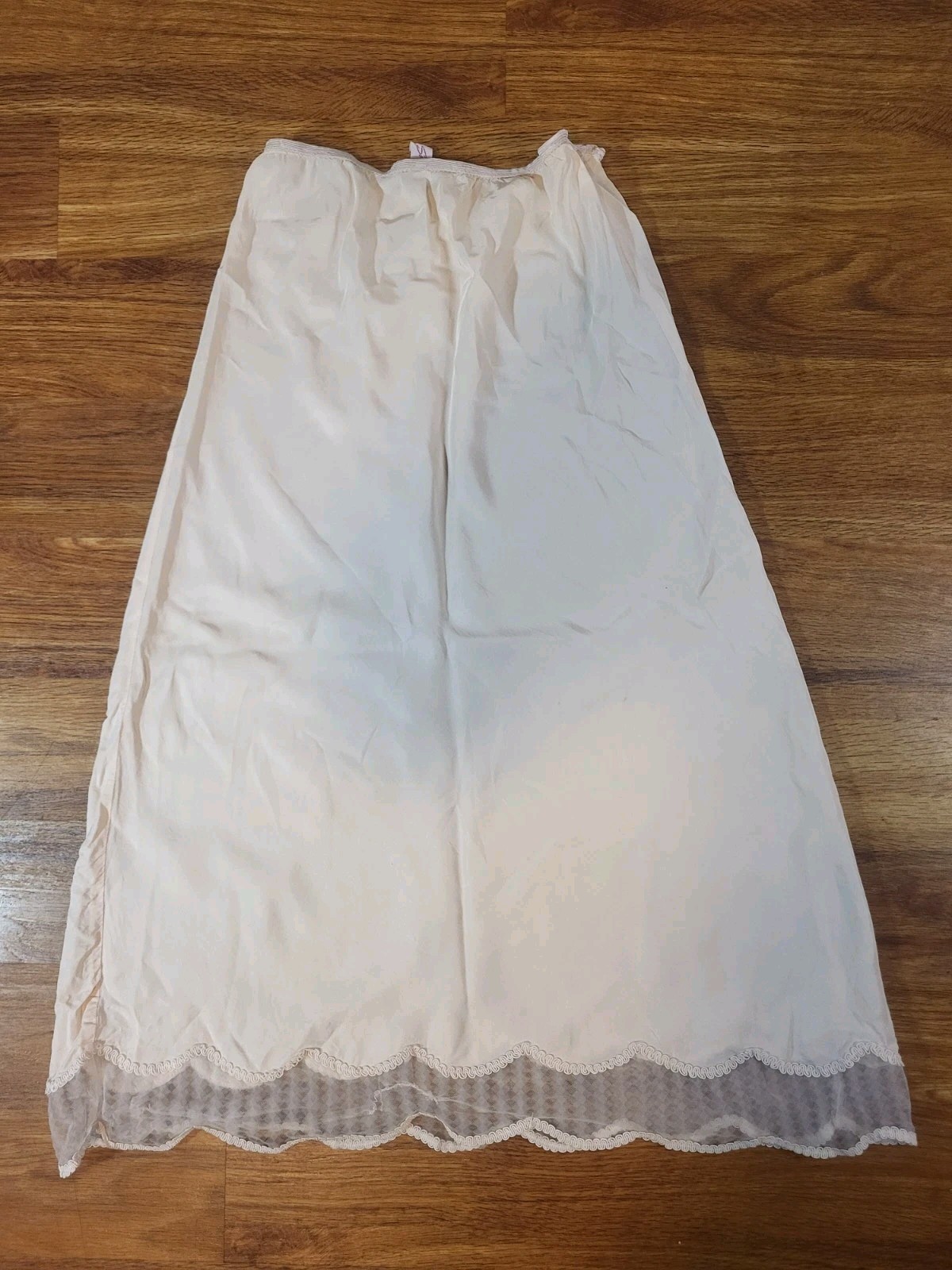 Vintage Seamprufe Blush Pink Size Small Half Slip Read