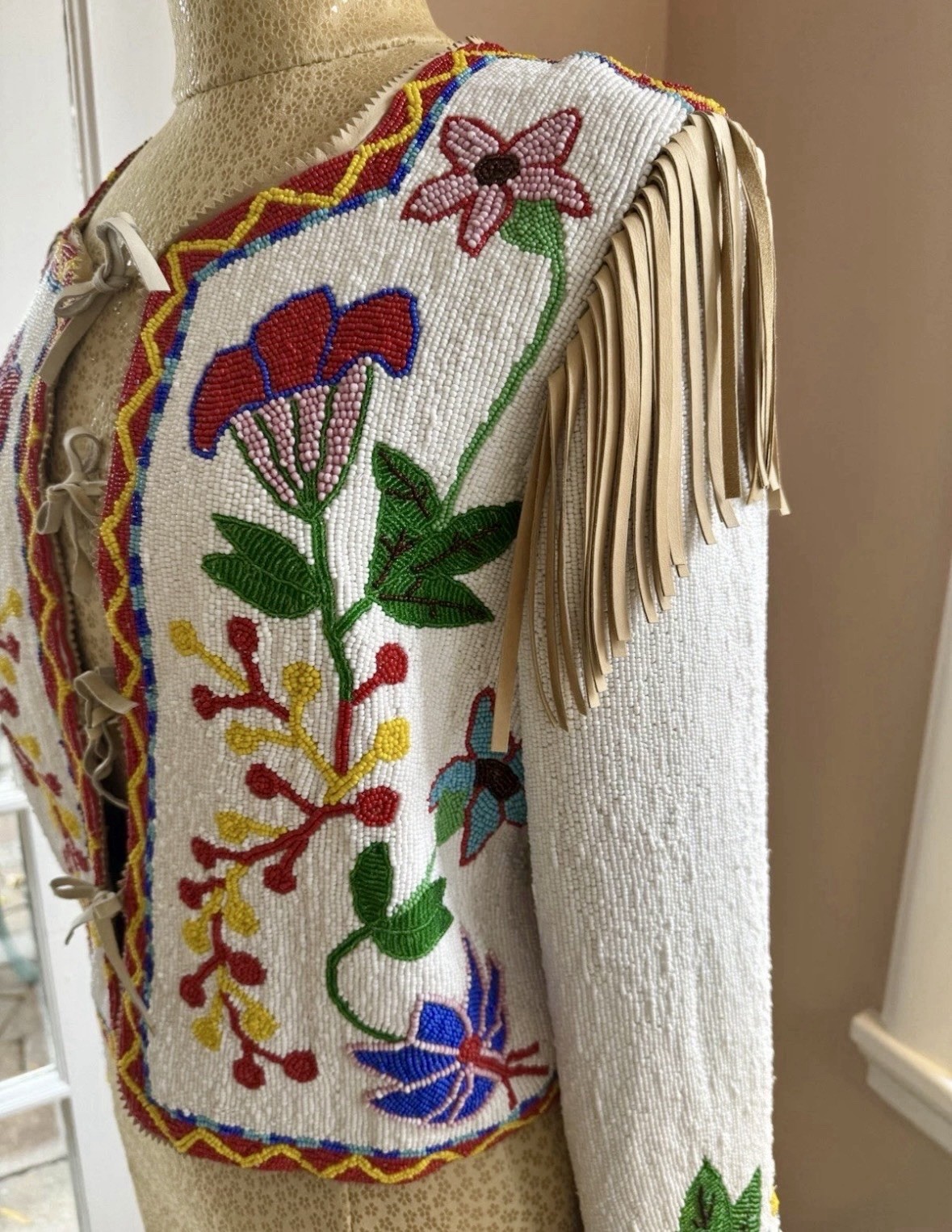 Hairston Roberson Museum-Quality Fully Beaded Native American–Style Jacket XS-S