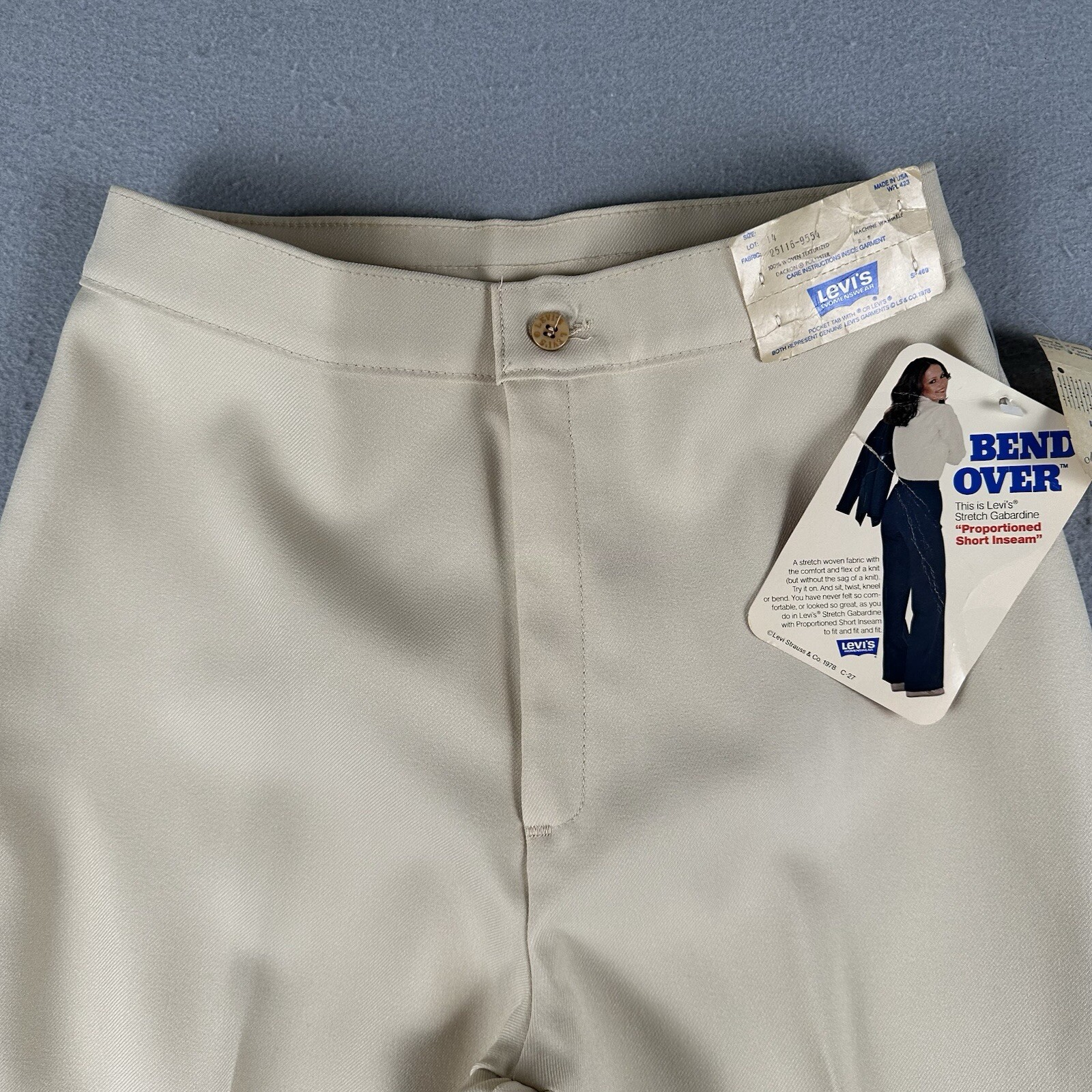 Vintage 70s Levi’s Dress Pants Women’s 14 Beige Wide High Rise Stretch Gabardine