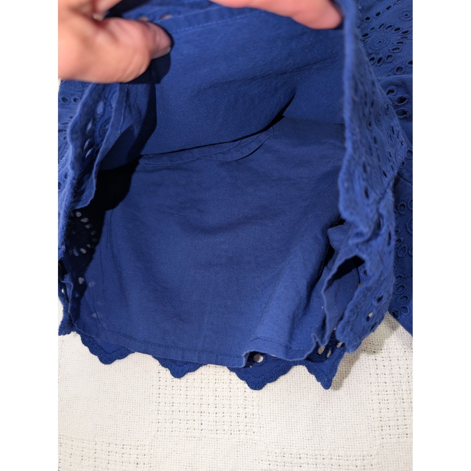 Vineyard Vines Womens Eyelet Shorts Size 10 Blue Embroidered Scalloped Hem Lined