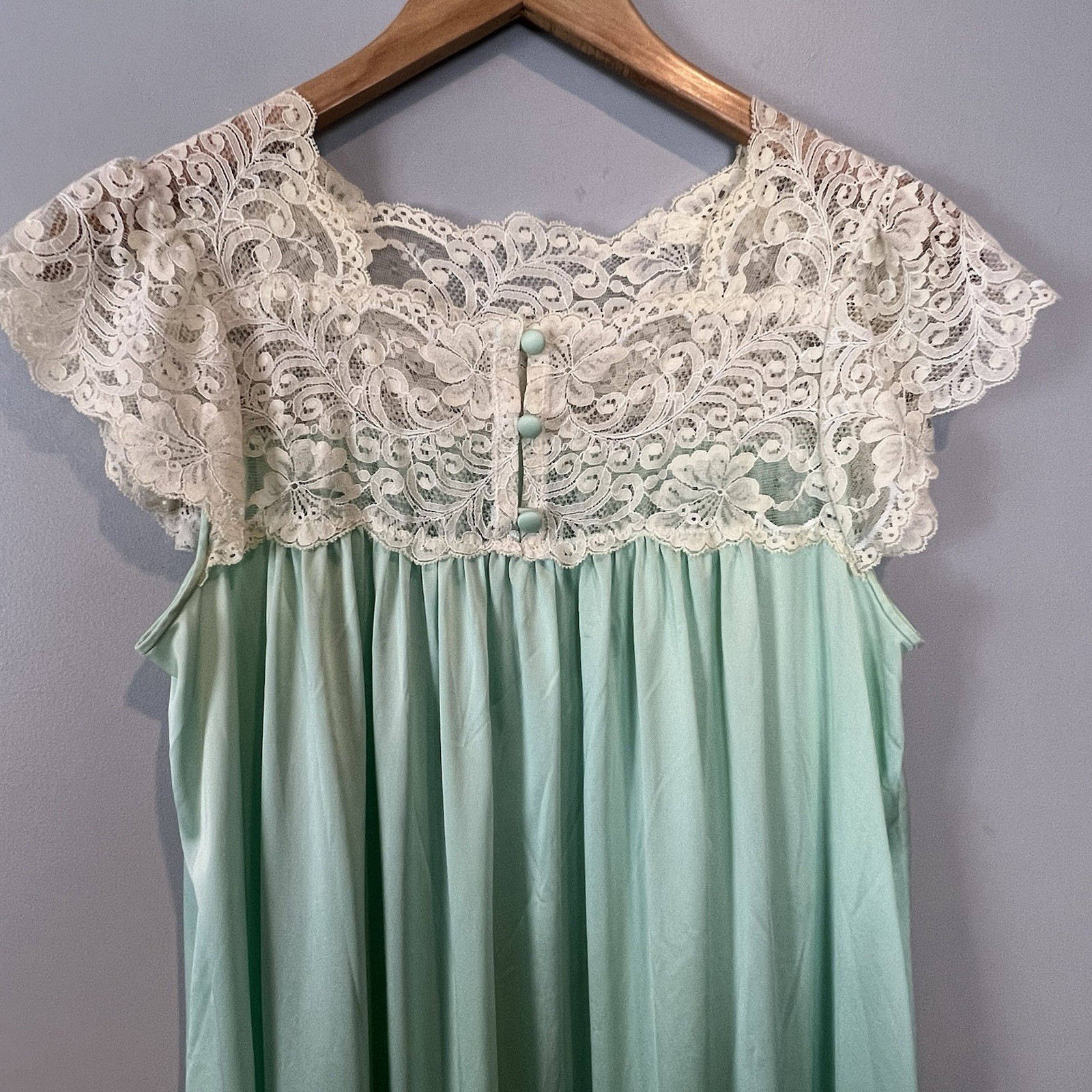 Shadowline Nightgown Womens Size Small Lace Aqua Green Vintage