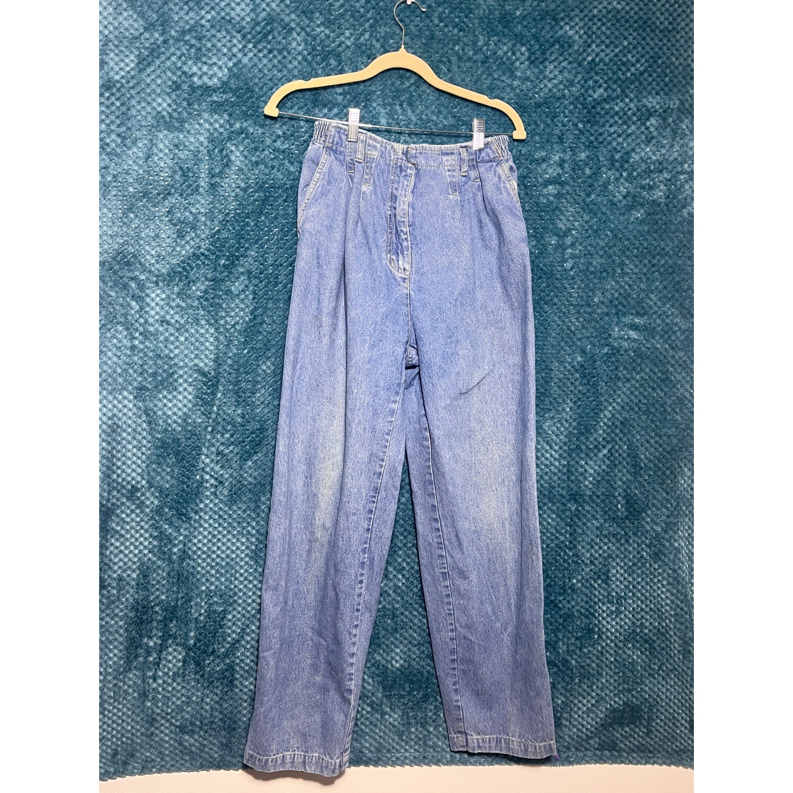 Vintage High Waisted Pleated Mom Jeans Original TY Wear Light Wash Denim Size 8