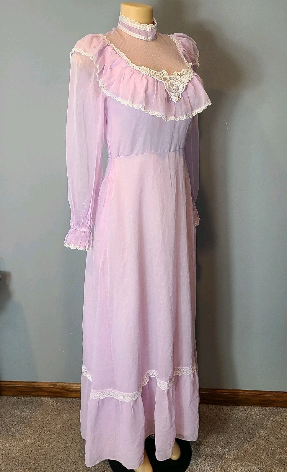 Vtg 70s Prairie Victorian Maxi Dress Sz Small Lavender Lace Flare Sleeve Fairy