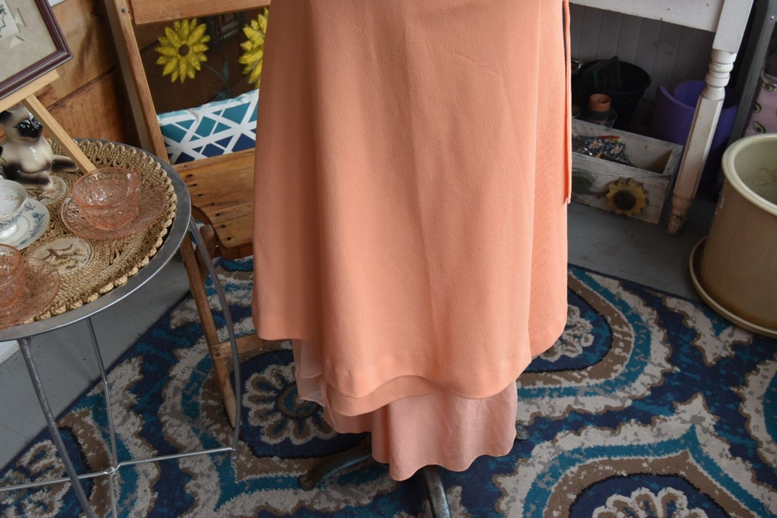 70s Spaghetti Strap Gown with Matching Wrap Roaman&rsquo;s Formal Peach – Size XS