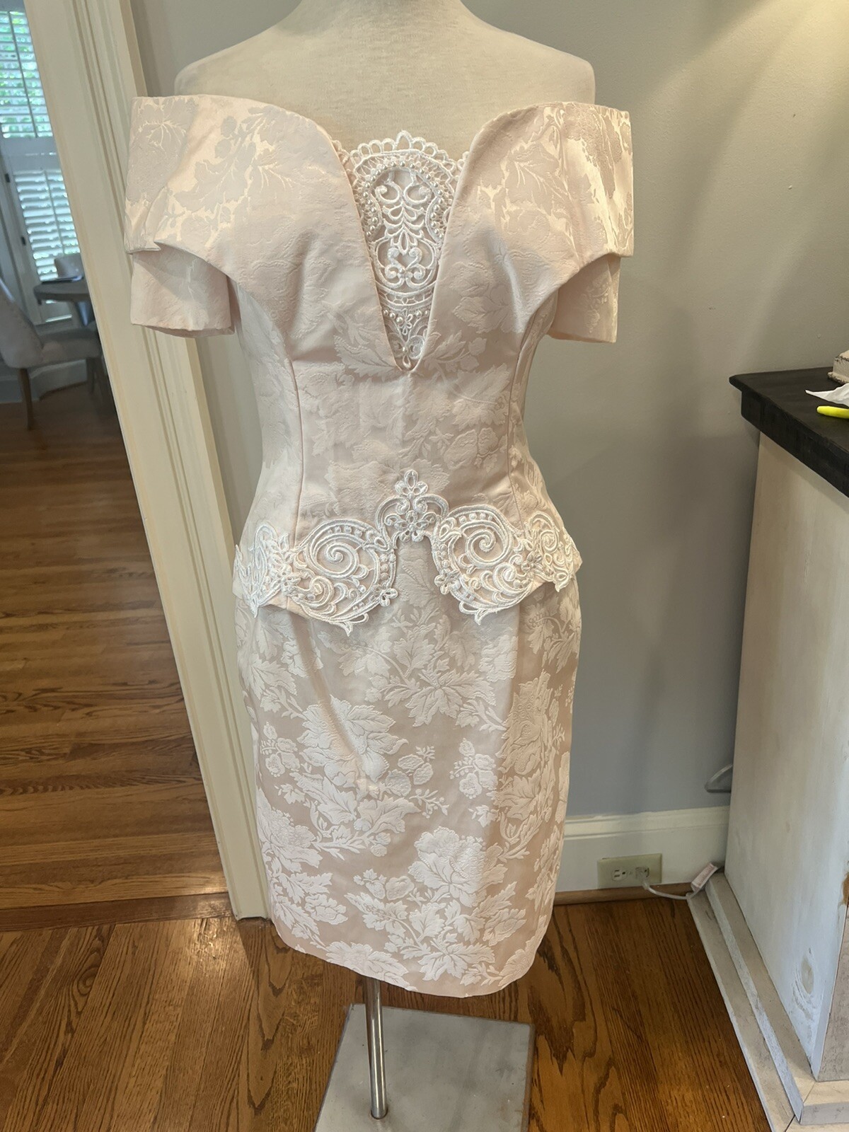 Vintage Scott McClintock Formal Cocktail Midi Dress Sz 10 Pink Lace Pearls