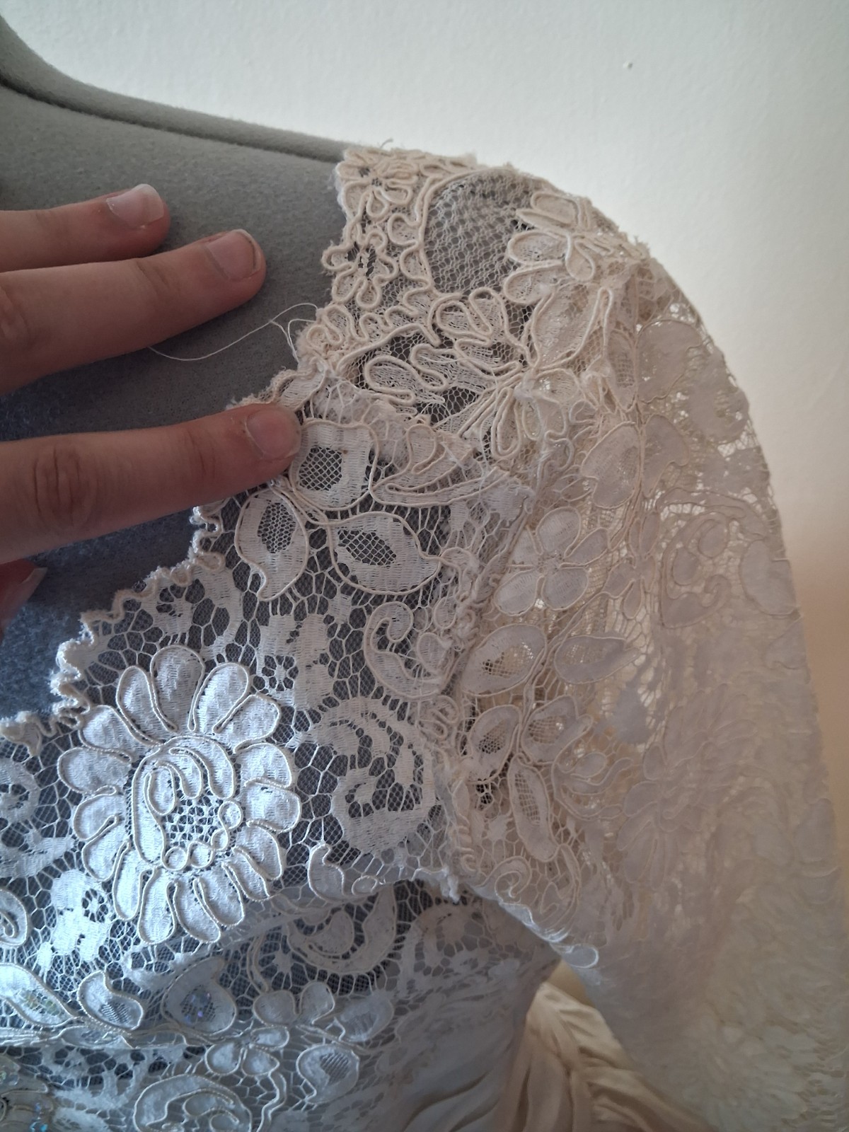 1950s Lace Wedding Dress Professionally Restored Sz S/M Gown W Accessories