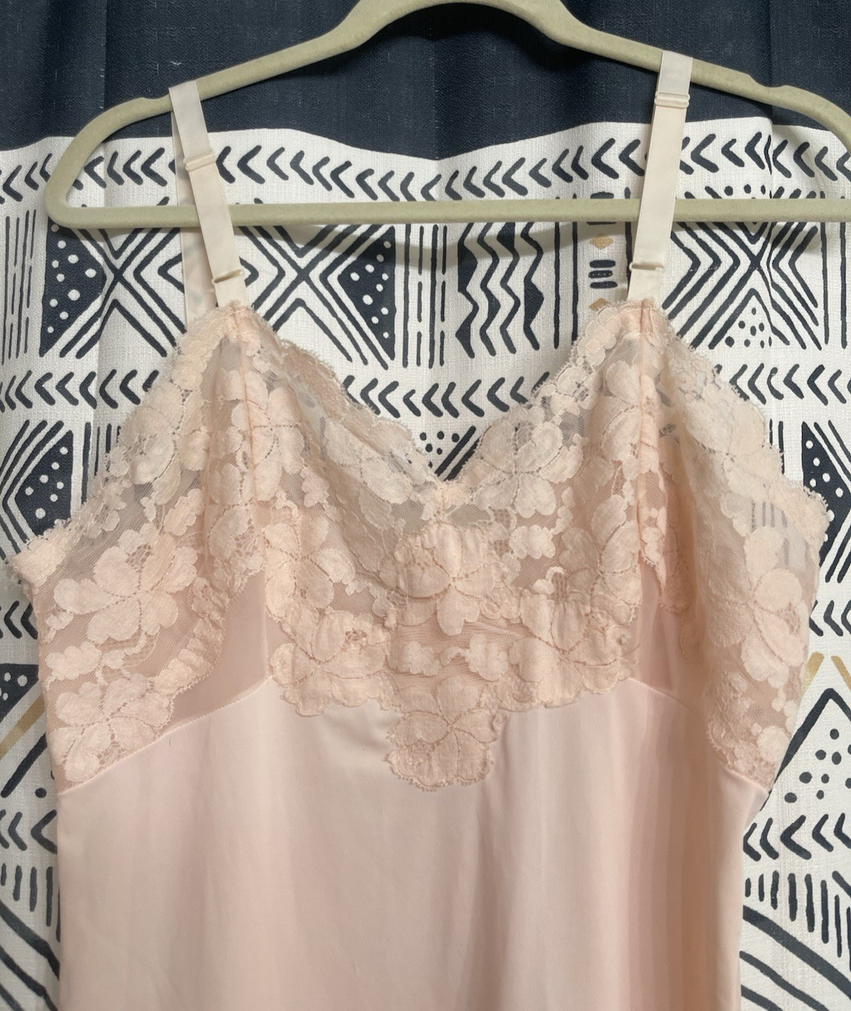 Vintage Philmaid Slip Size 40 Peach 100% Nylon Lace Detail Full Short FLAW
