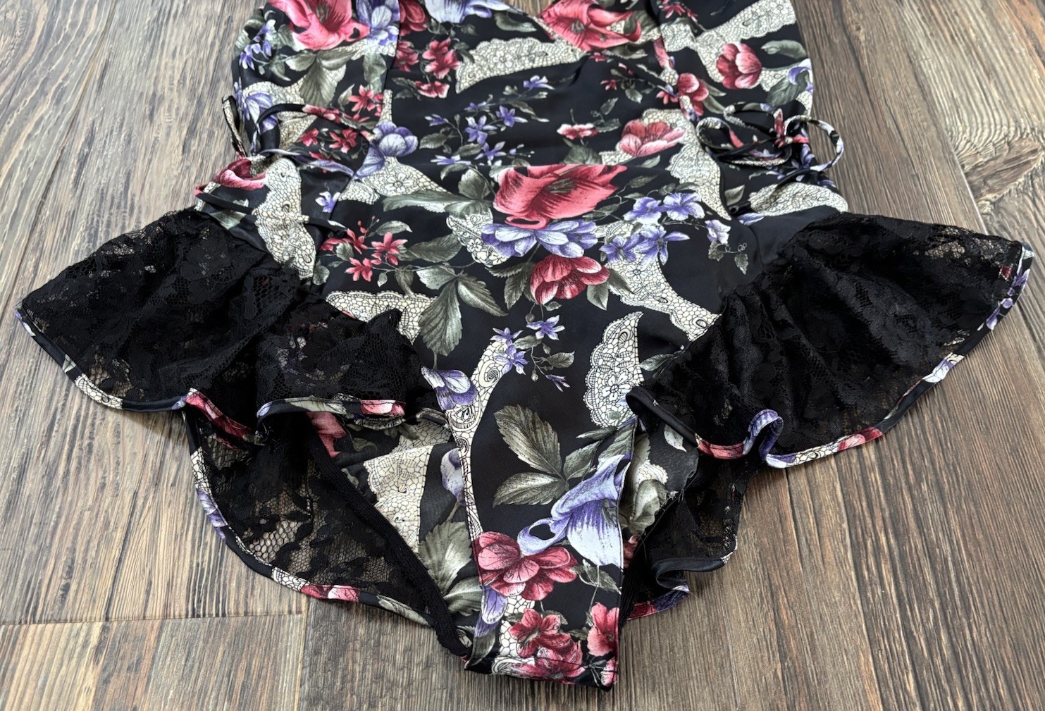 Vtg Victorias Secret Gold Label Satin Floral Teddy Lingerie NO SIZE TAG Lace 90s