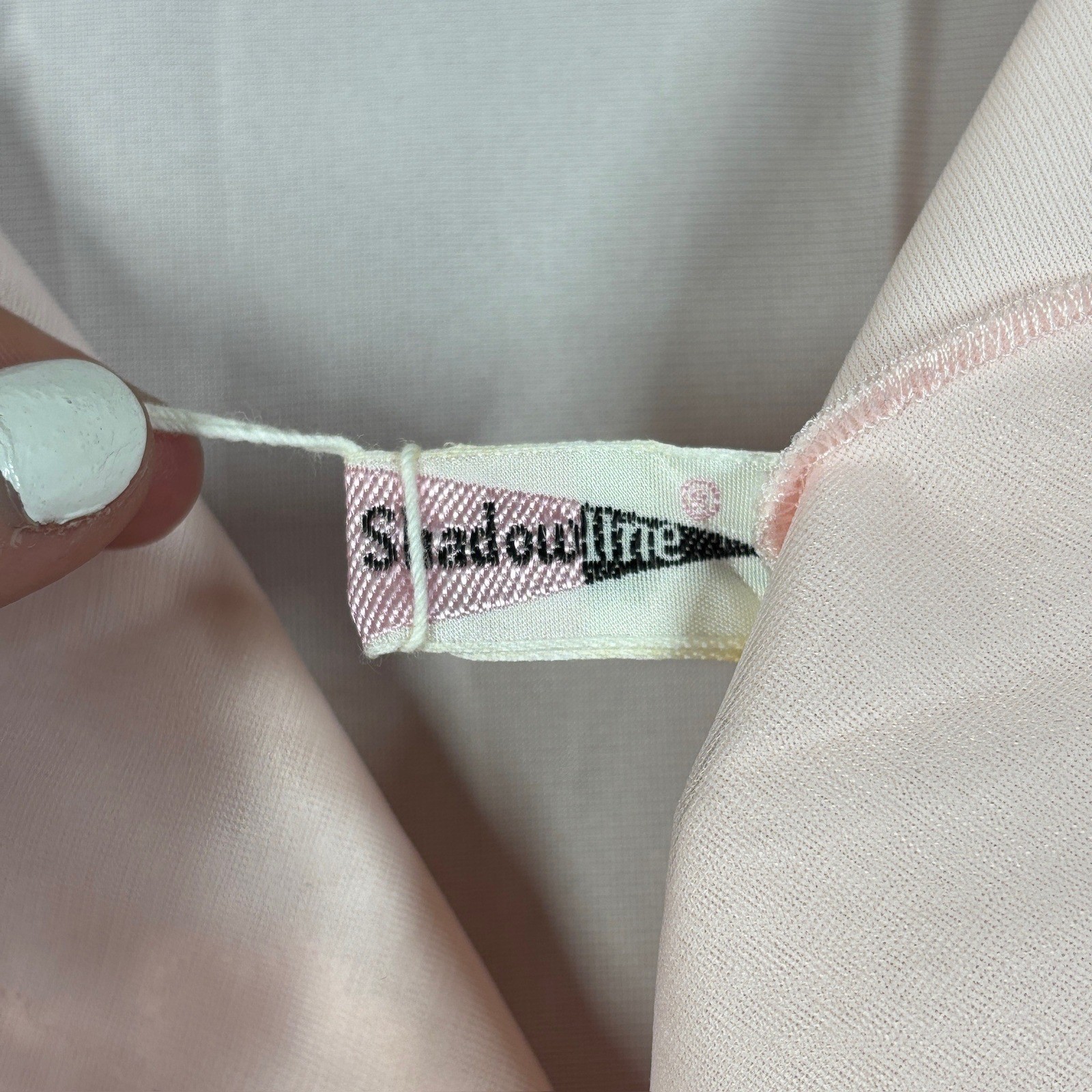 NWT Vintage Shadowline Pink Nylon Full Slip Floral Applique Size 32 Short
