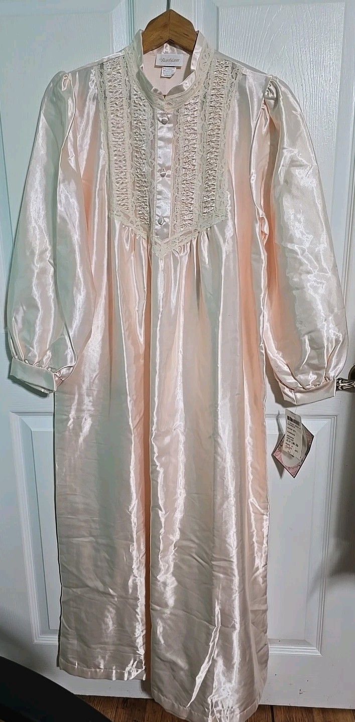 LONG Vintage Barbizon Peach Julia Night Gown Women Sz M 52&Prime;L Original Tags Model