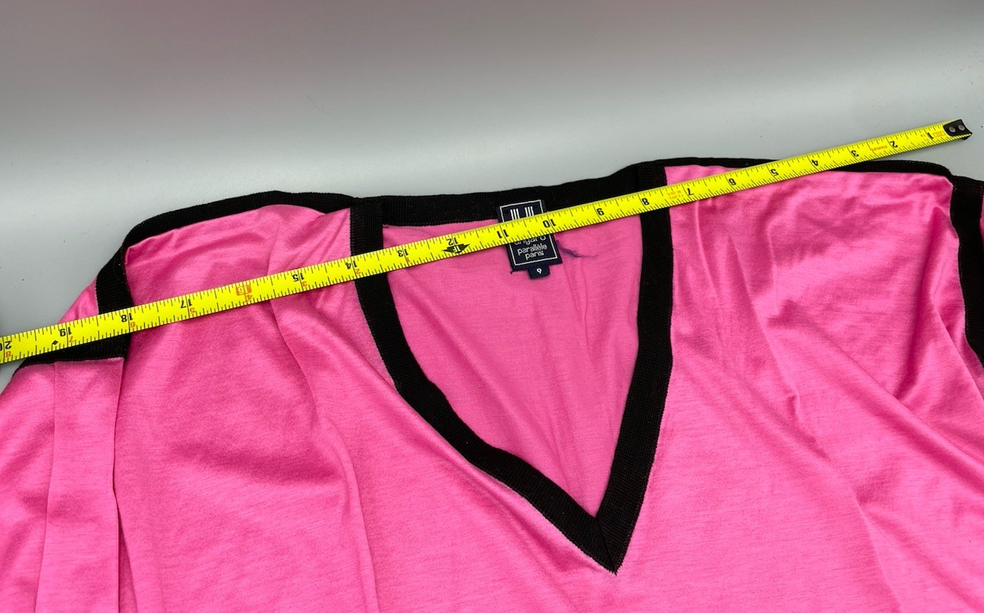 Vintage UNGARO Paris High Contrast V-neck Top Women&rsquo;s Hot Pink 1980s 1990s