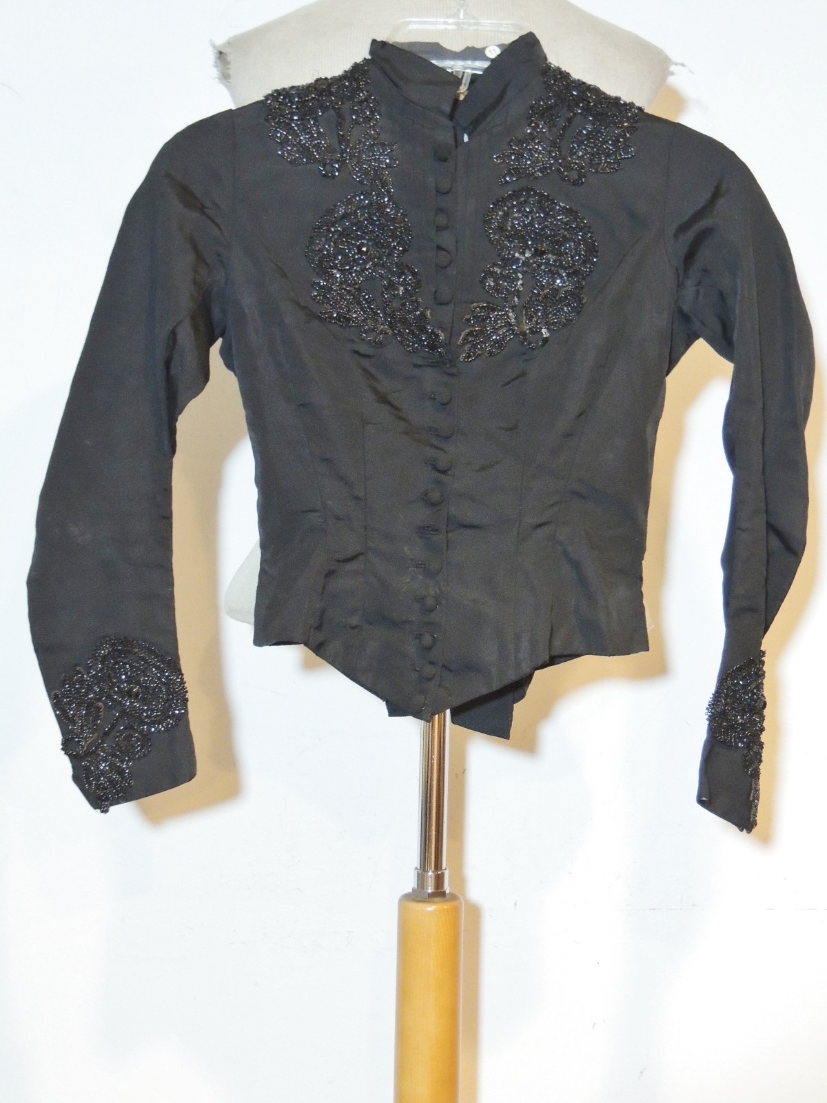 Beautiful Victorian ca 1890&rsquo;s Black Silk Faille Bodice w Beading SM