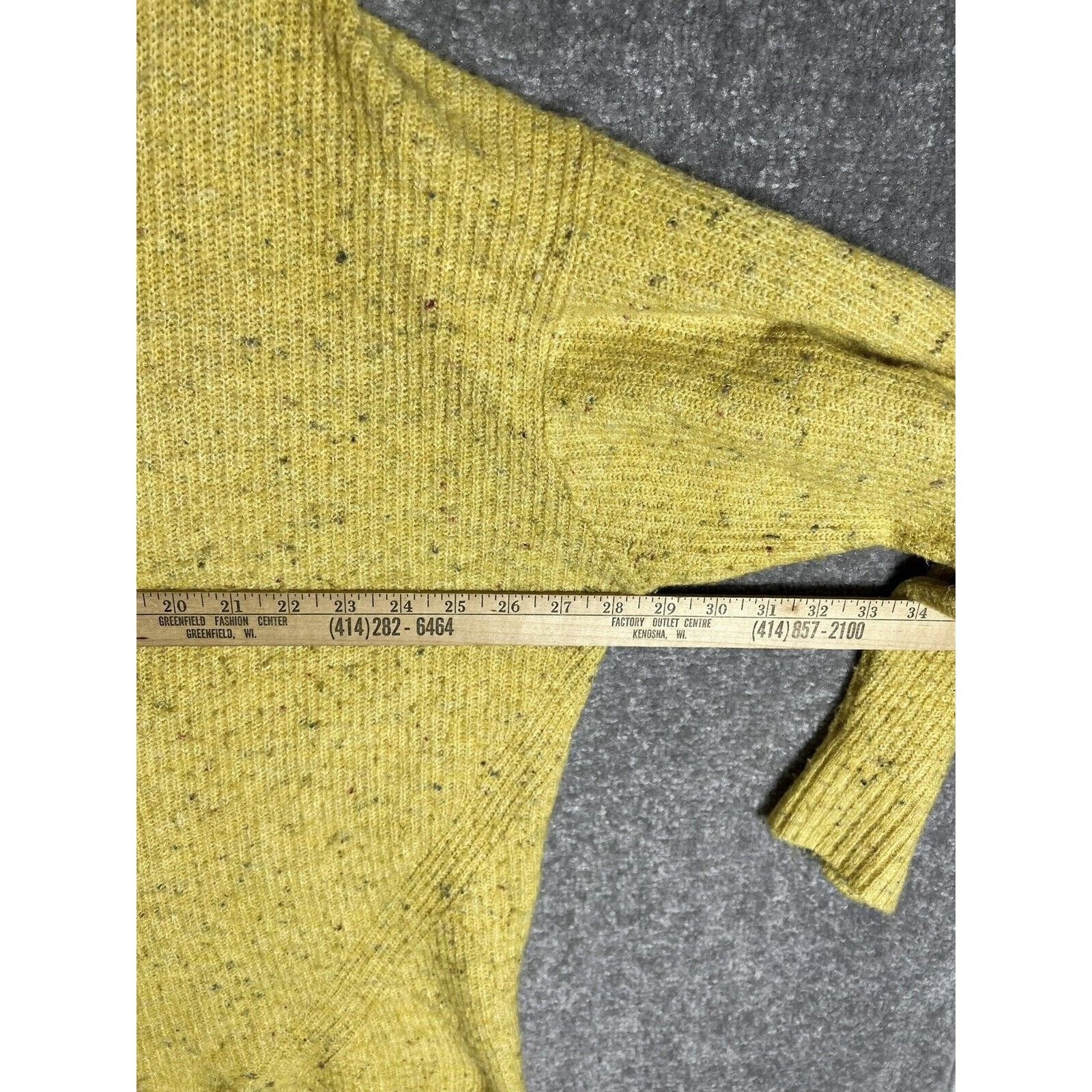 Old Navy Slouch V-Neck Pullover Sweater Womens Size XL Squash Yellow Confetti