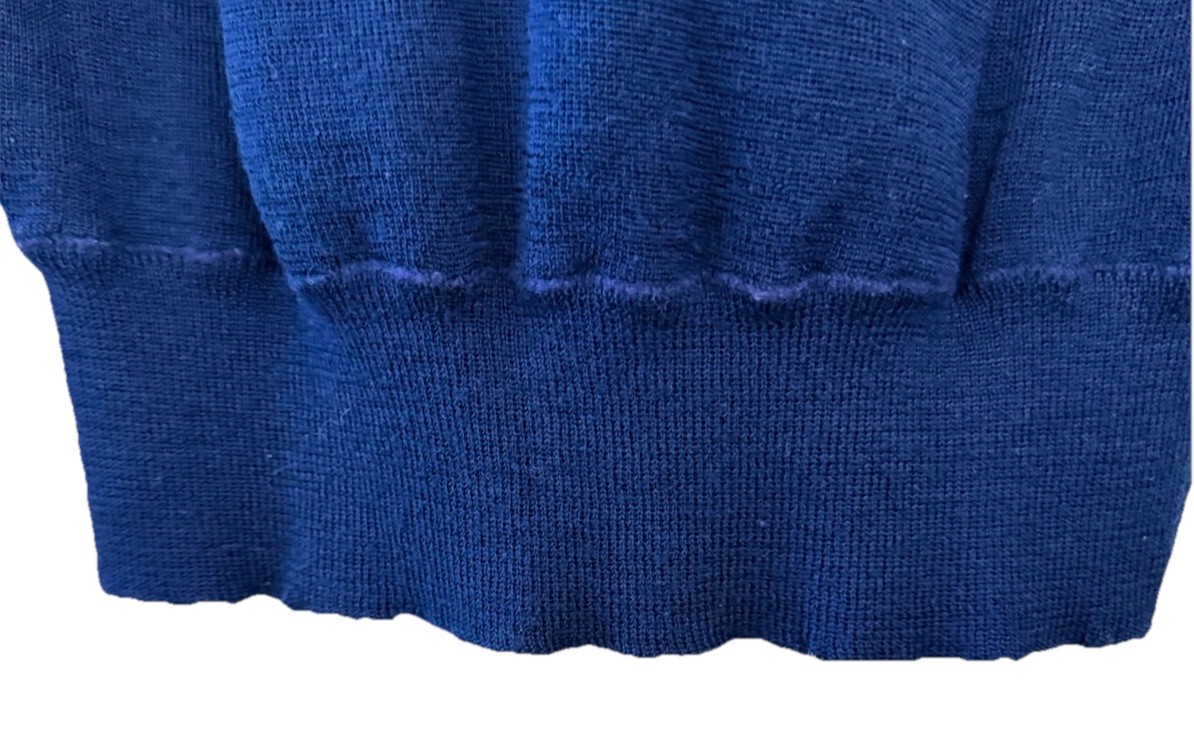 VTG Round Neck Sweater Womens Medium Slim Fit Navy Made in Hong Kong 40&rsquo;s-50&rsquo;s