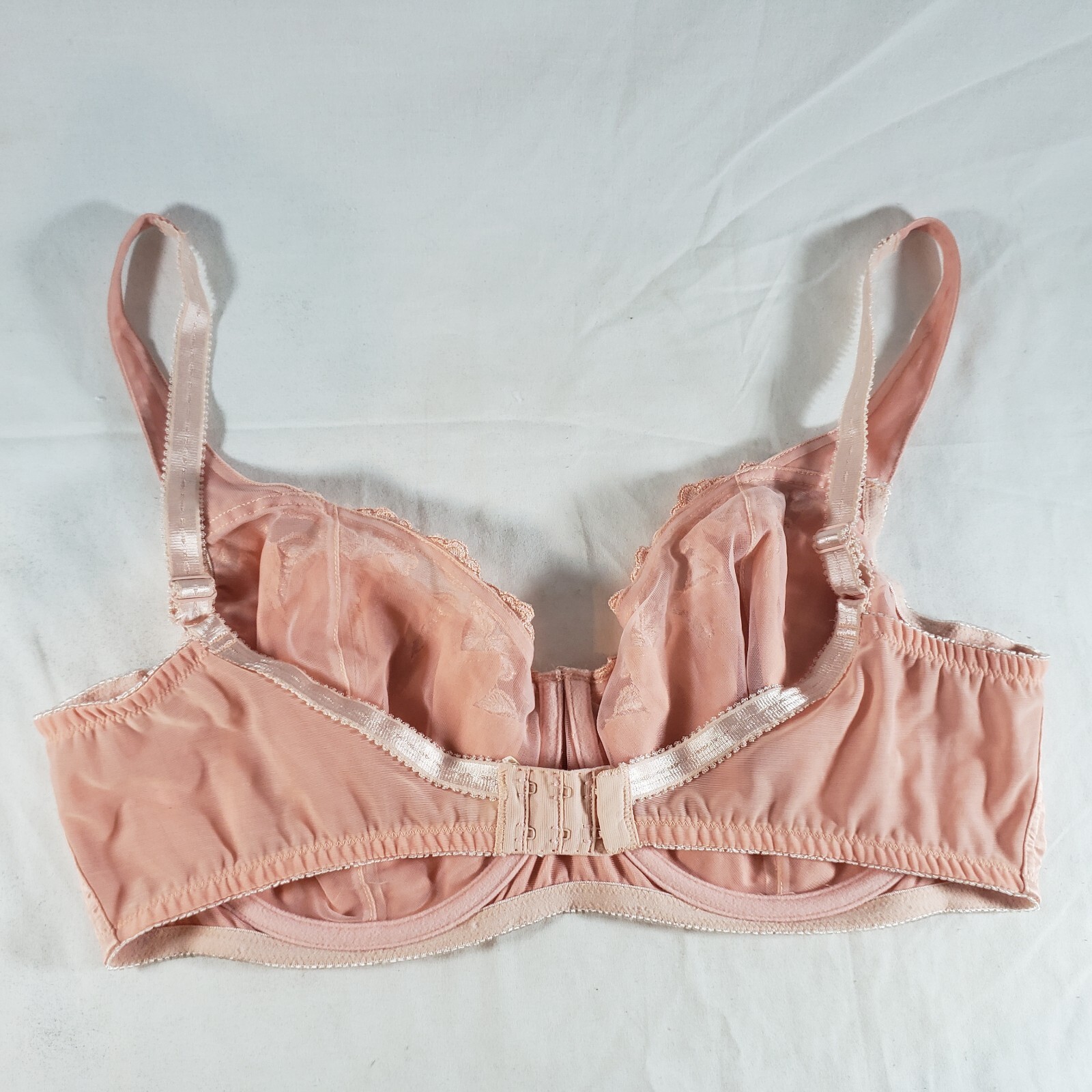 Victoria&rsquo;s Secret Unlined Full Coverage Bra 40DD Peach Pink Embroidered Floral