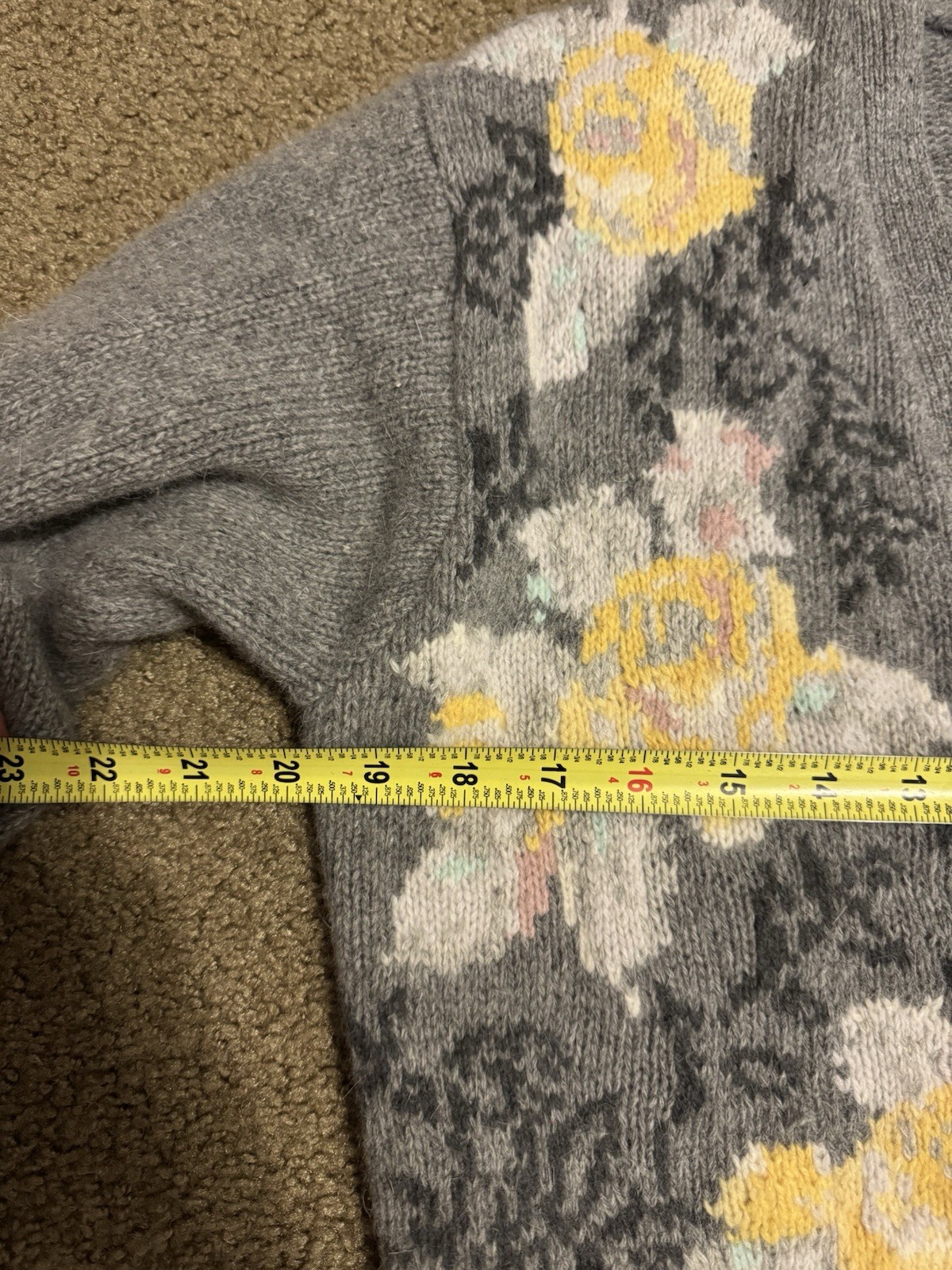 Womens MEDIUM Angora Lambswool Gray Cardigan Floral Cottagecore Teacher Casual